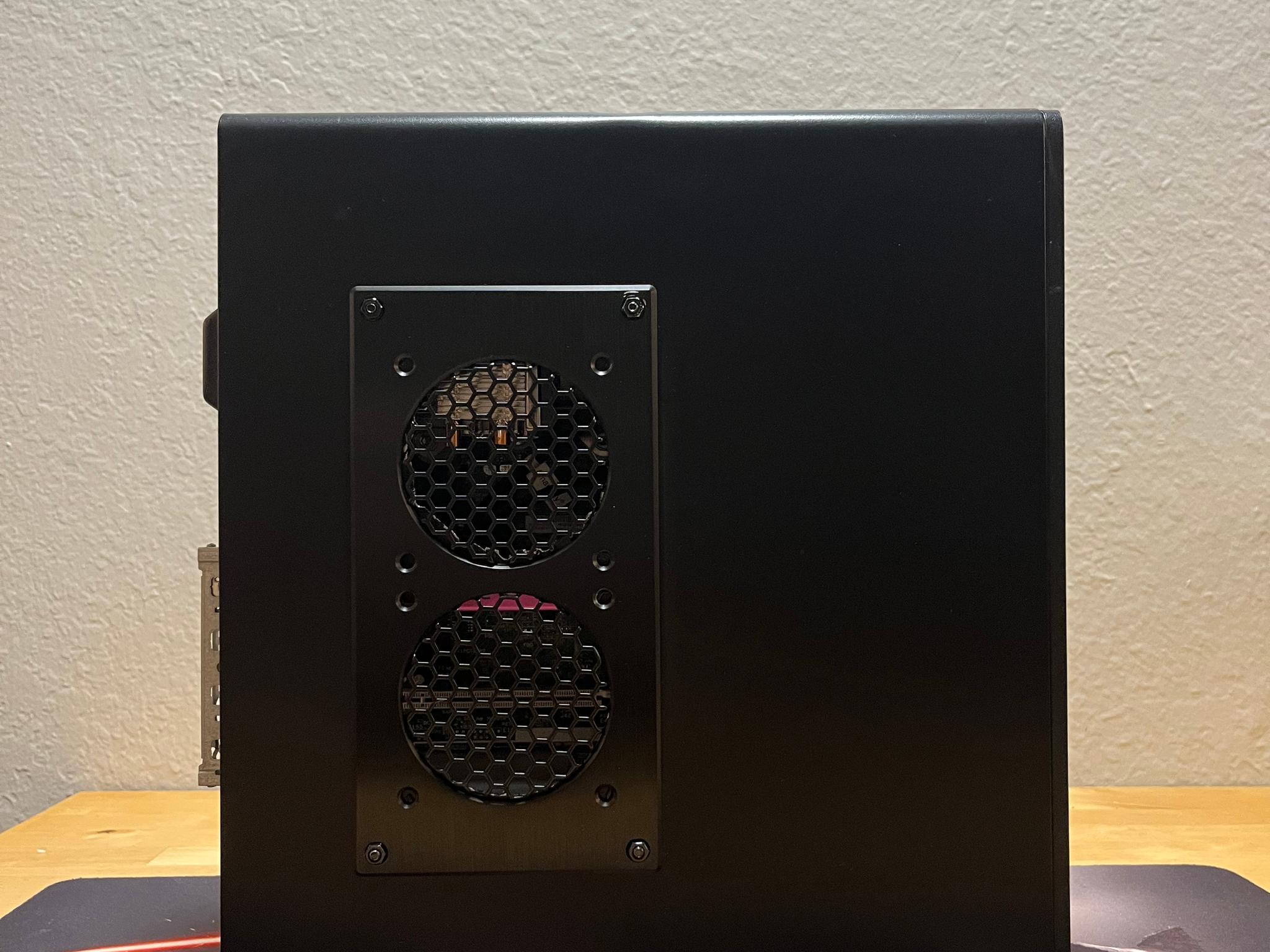 RTX 3050 6GB | i5-9600K 3.7Ghz 🔥 | 256GB NVMe SSD | 32GB DDR4 | 500W PSU | Modded