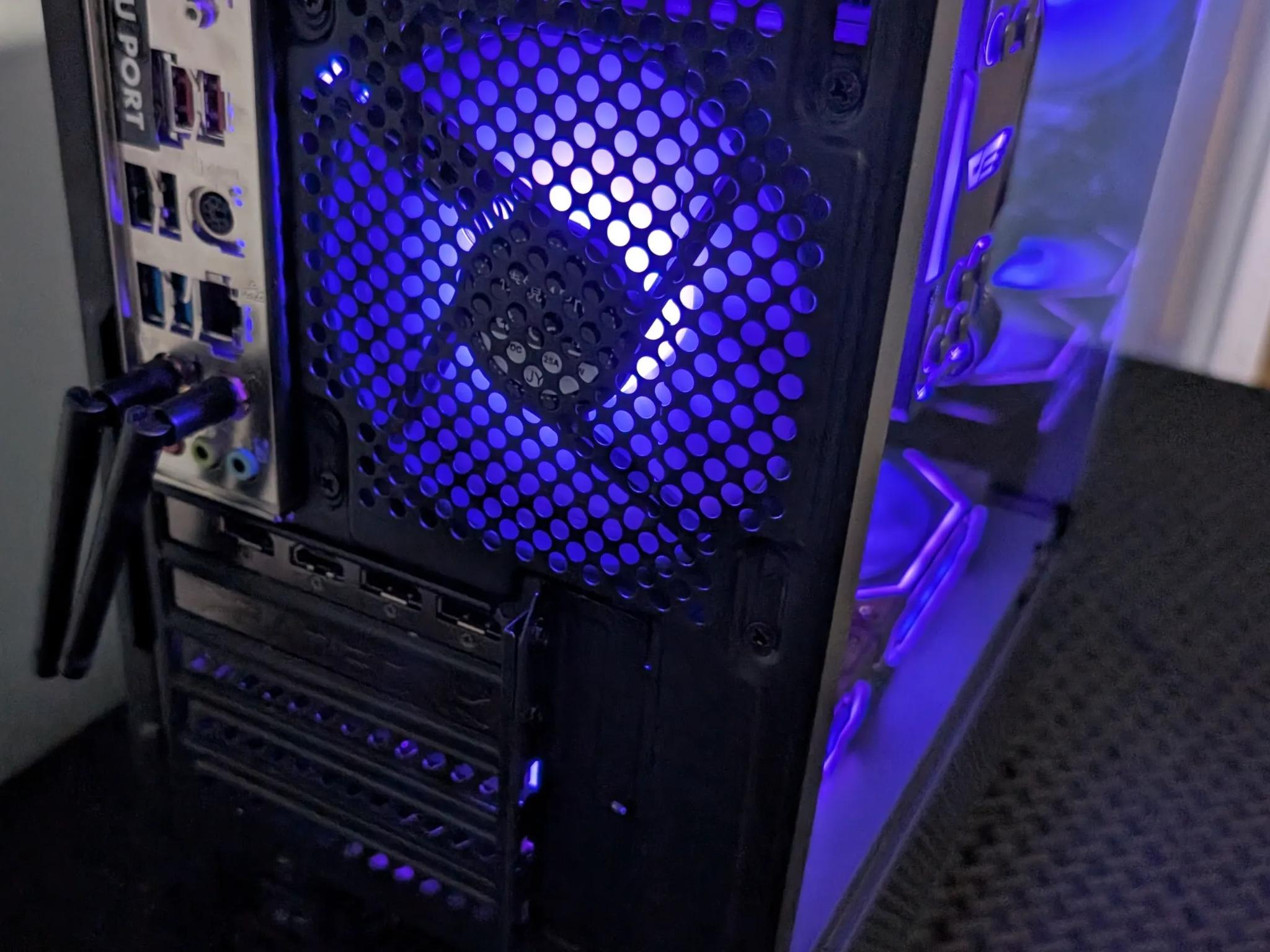 RX 6700xt - Ryzen 5 5600x Lightweight Compact Gaming PC