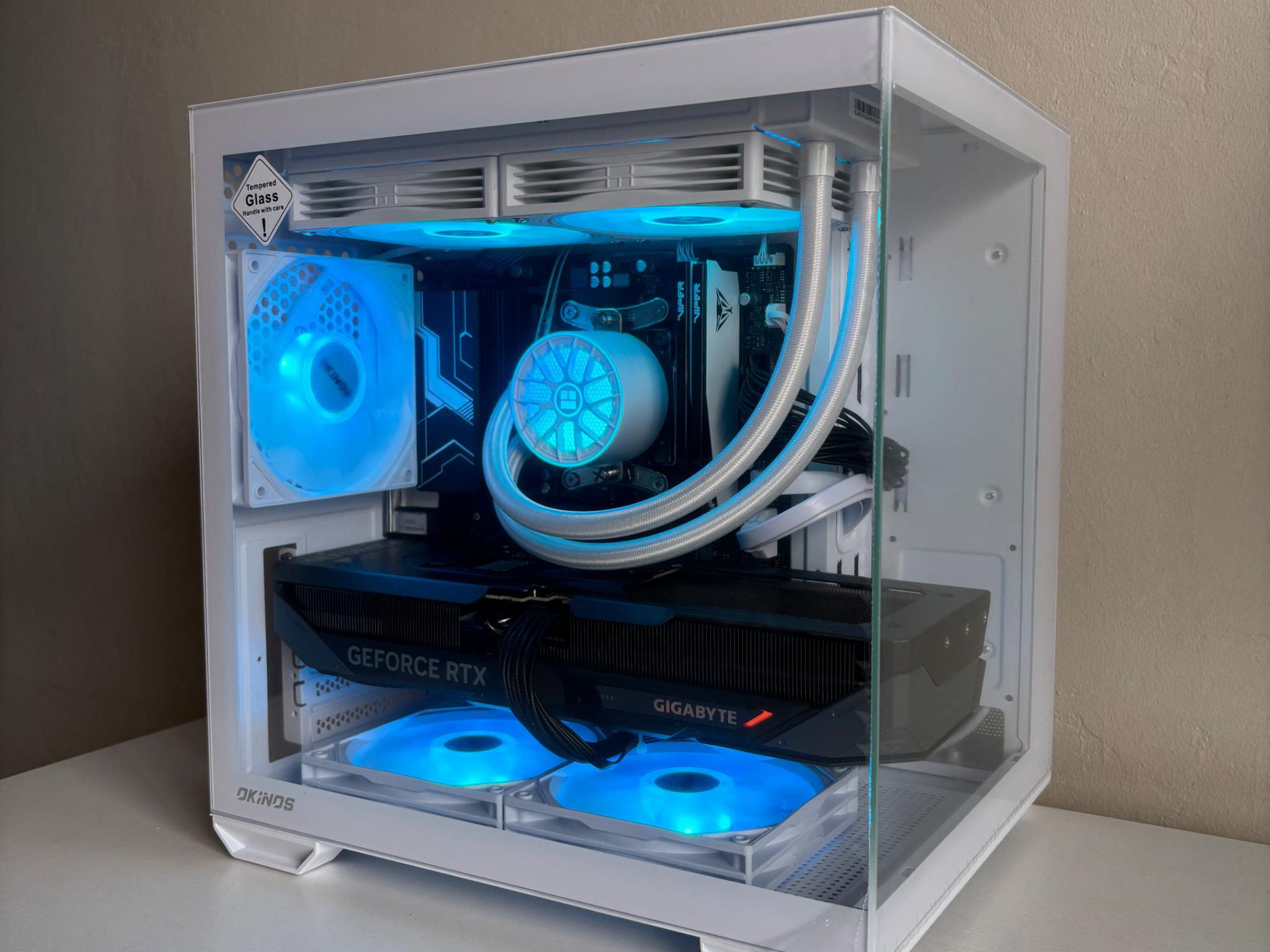 RTX 5070 | Ryzen 5 9600x | 32GB DDR5 | 1 TB NVME | 850w Gaming/Streaming PC