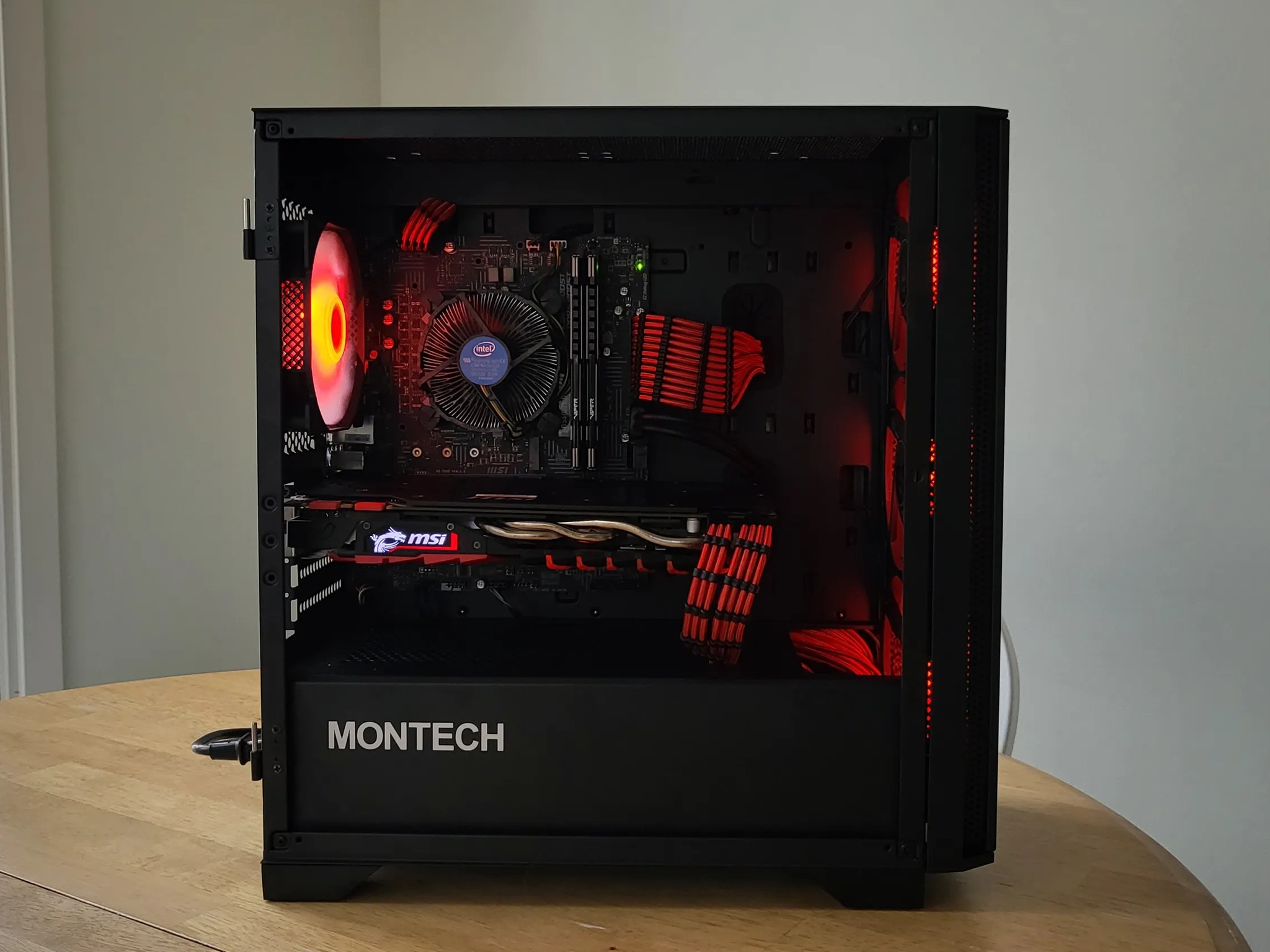 "Viper" GTX 1070 Mid Range Gaming/Streaming PC 