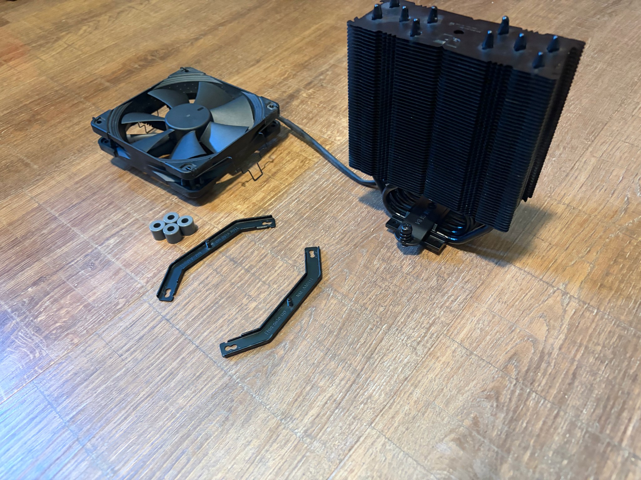 NH-U12S chromax.black Noctua Tower Cooler with AMD Mounting Hardware