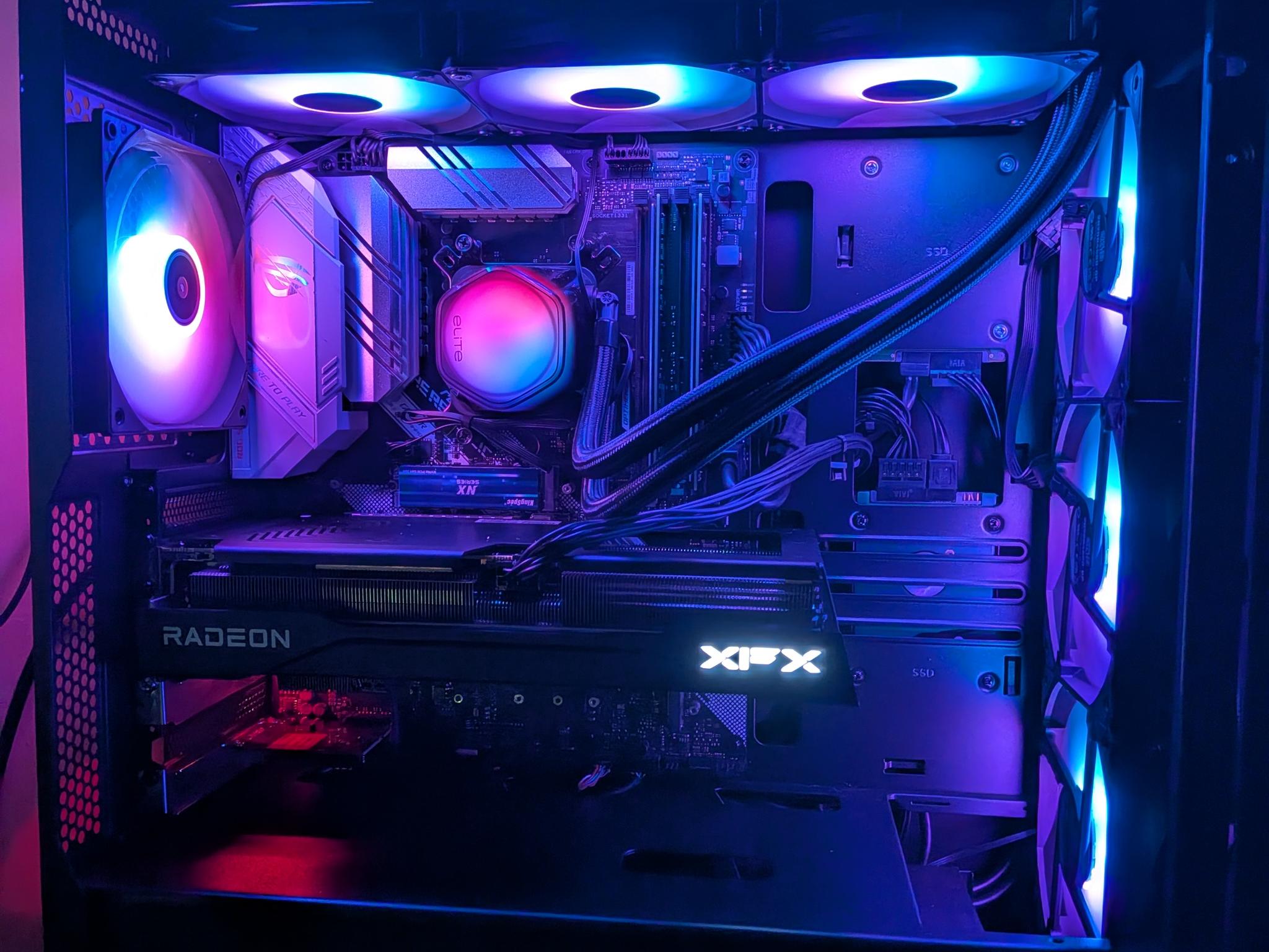 Ryzen 7 5800 XT | Rx 9060 XT 16GB | 32GB | 1TB SSD | 1 TB HDD | Launchbox