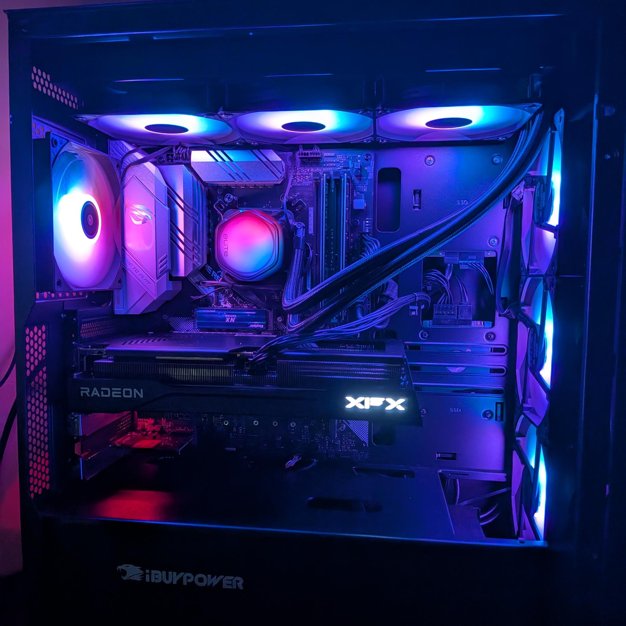 Ryzen 7 5800 XT | Rx 9060 XT 16GB | 32GB | 1TB SSD | 1 TB HDD | Launchbox
