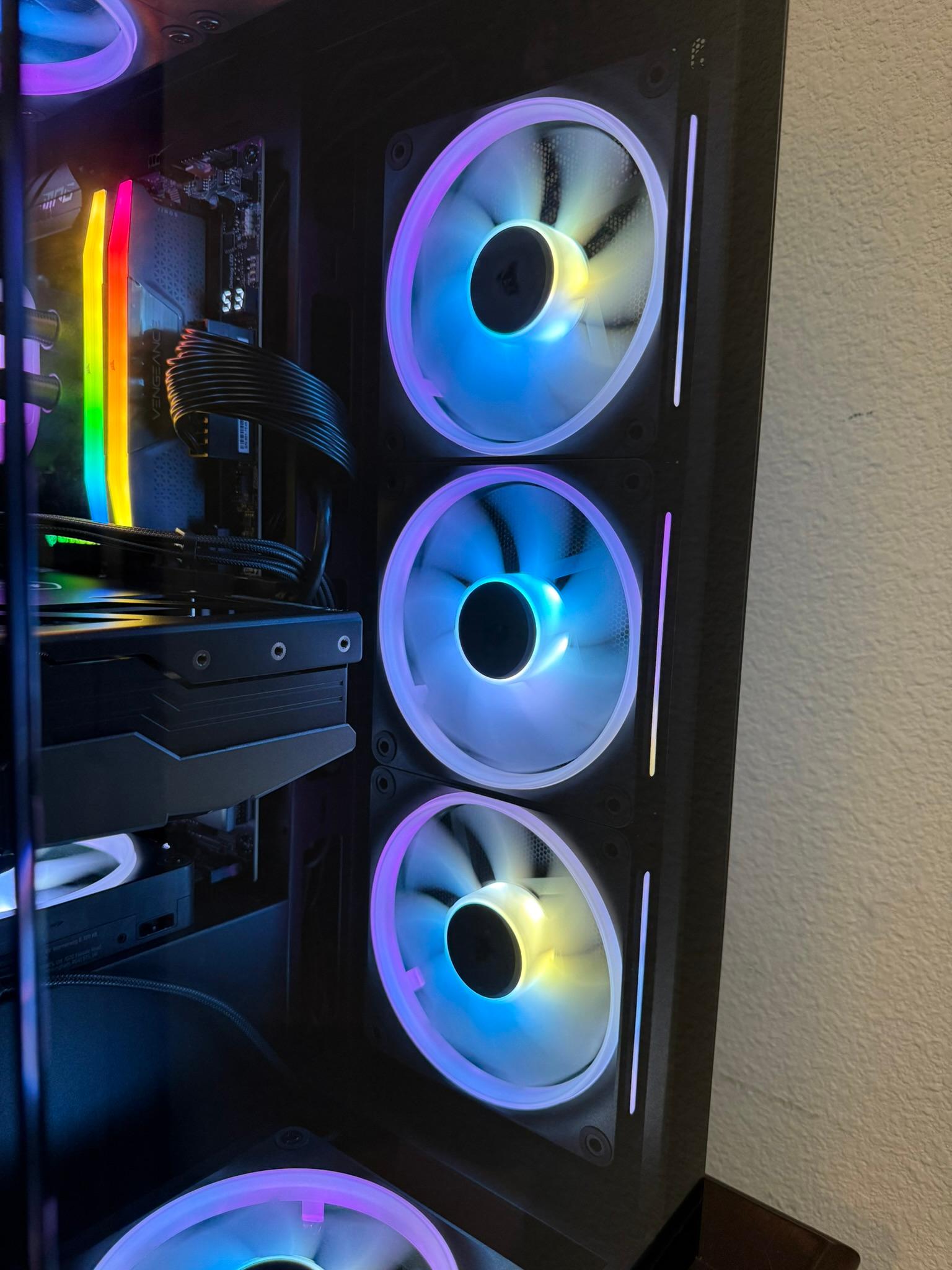 Corsair iCUE LINK LX120-R RGB 120mm Fans (3-Pack) | Excellent Condition | Box Included