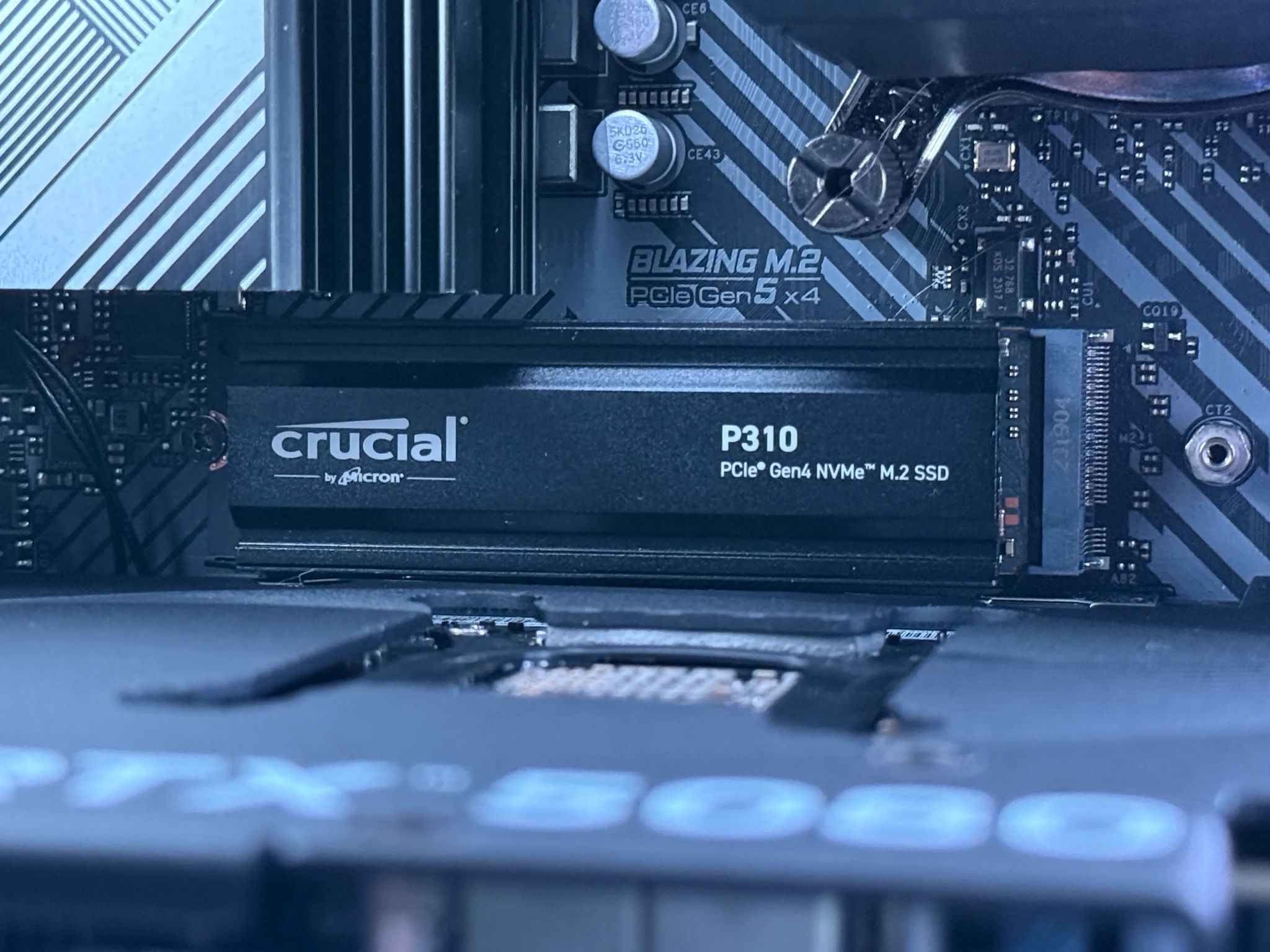 4K Streaming PC - The White Sentinel | RTX 5080 OC | 7950X3D | 32GB DDR5 | 2TB NVME SSD | 1000W Gold