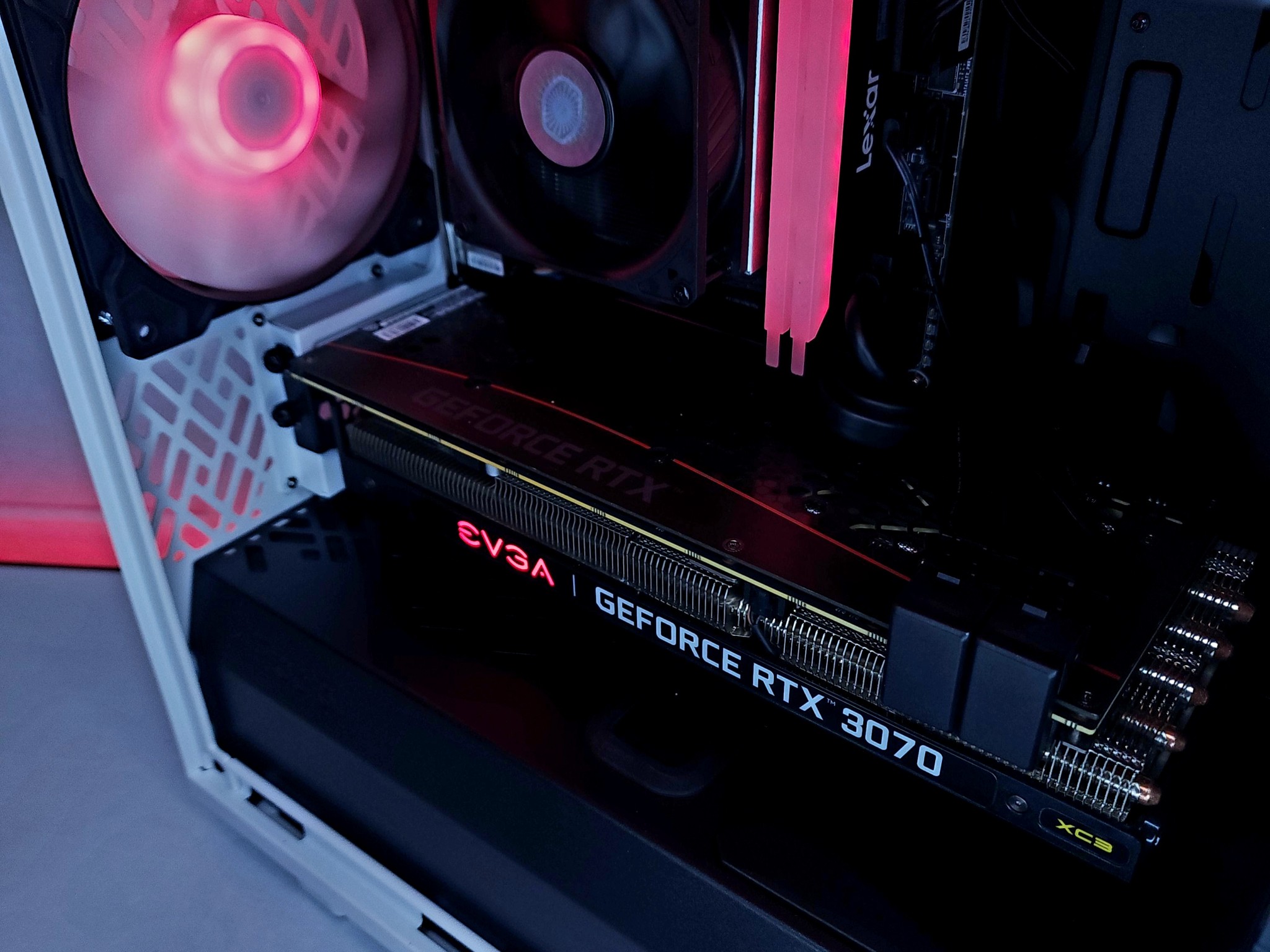 ❤️🤍 RTX 3070 // Core i7 10700 // 16GB 3600MHz // 1TB NVMe Gen 3