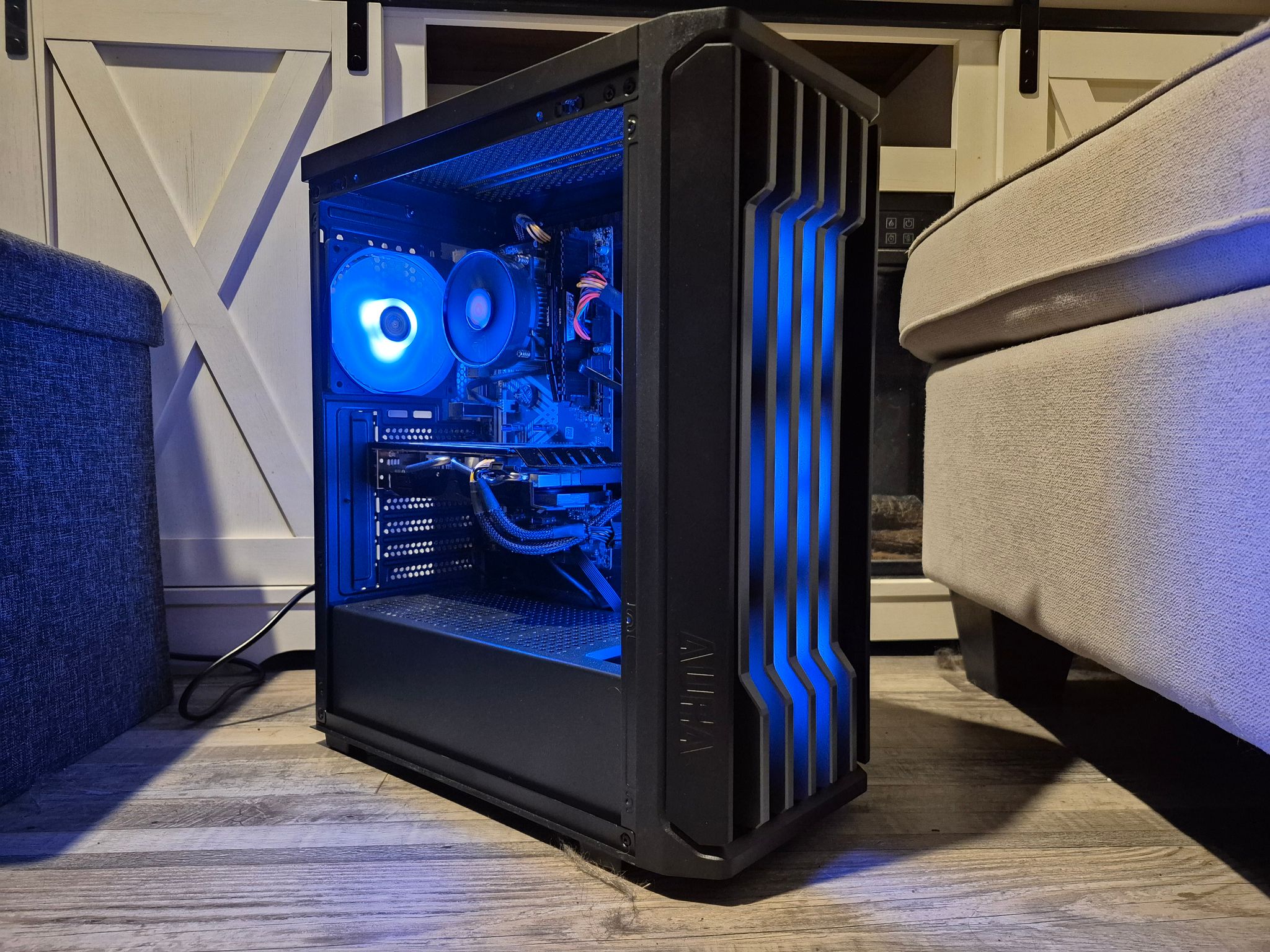 i5-7th Gen, RX 580 8GB 2048SP, 16GB RAM, 512GB SSD, Win10