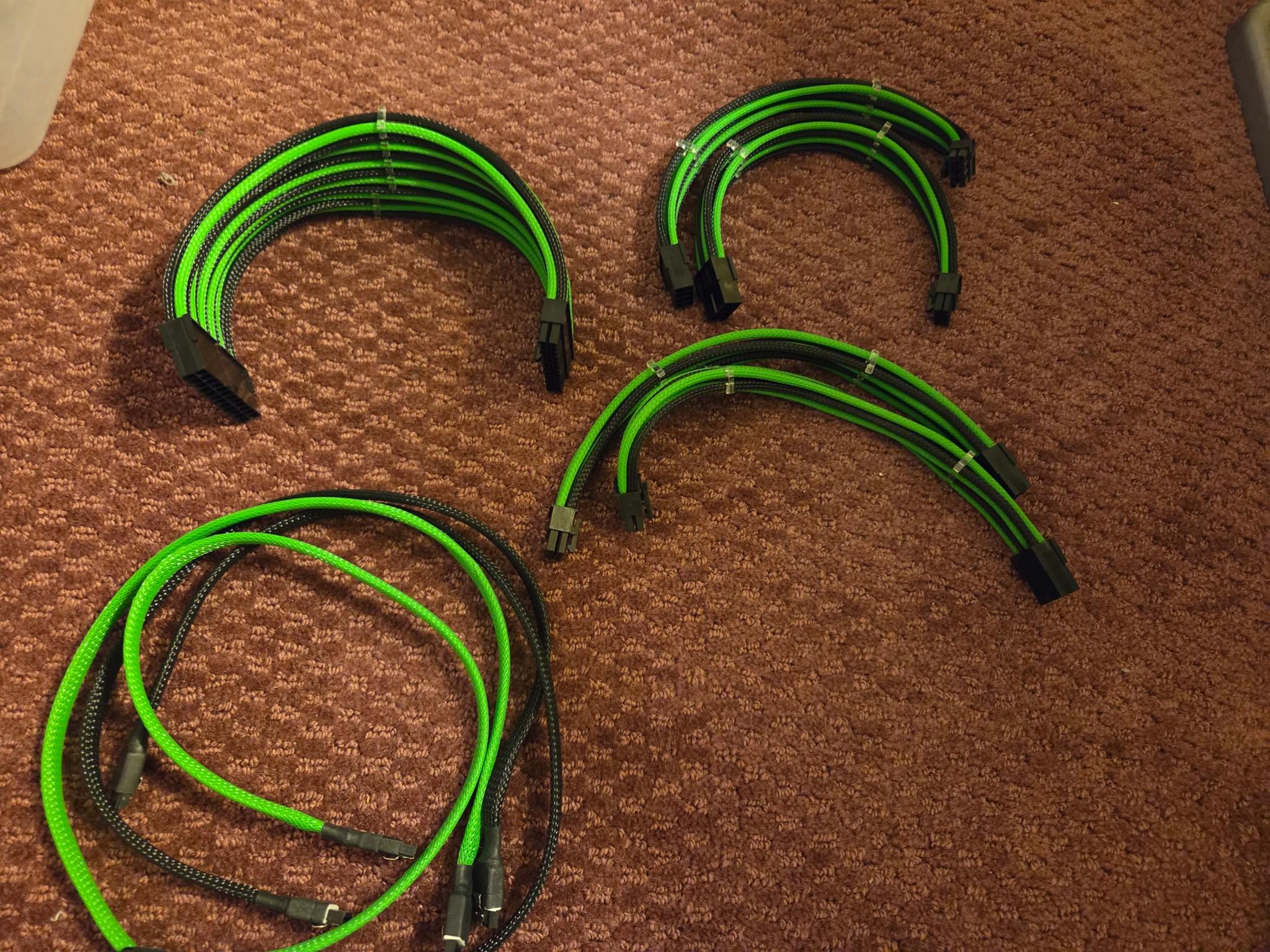 Custom PSU extensions made with MDCPX Black/Neon Green with cable combs