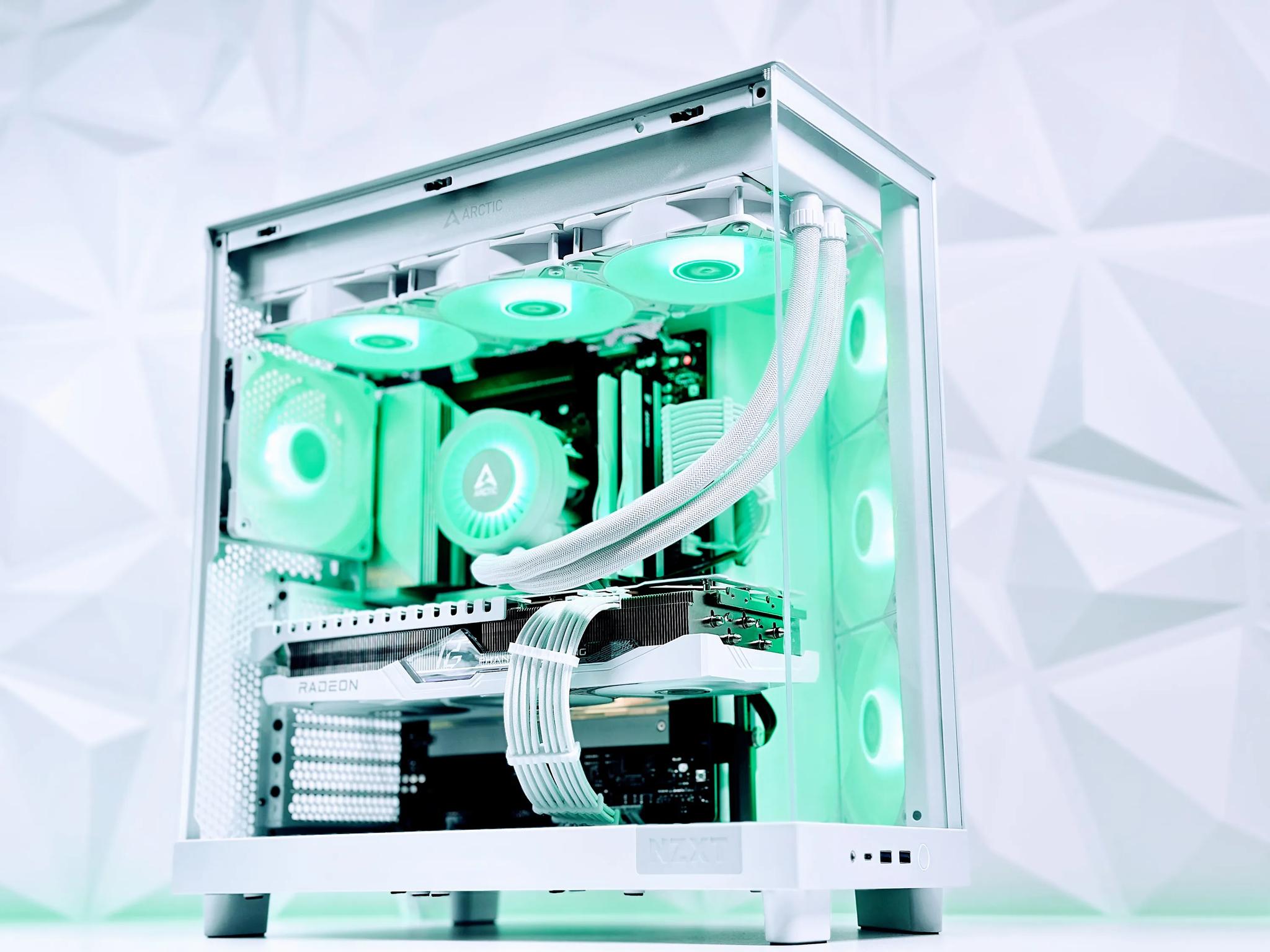 ❄️🤍🐻‍❄️Artic⚪AMD RX 7900 XT 20GB⚪AMD Ryzen 7 7700⚪32GB DDR5⚪1TB NVME