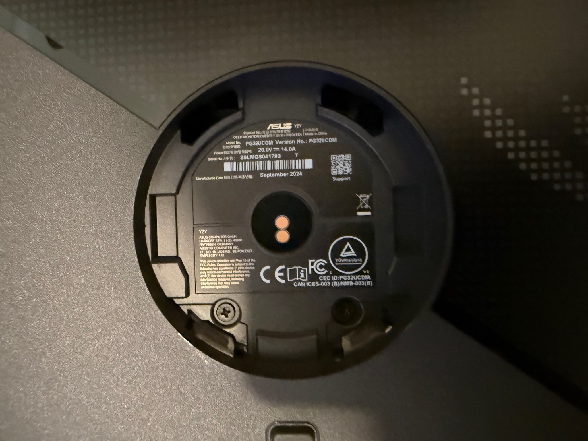 ASUS Swift QD-OLED PG32UCDM 32"