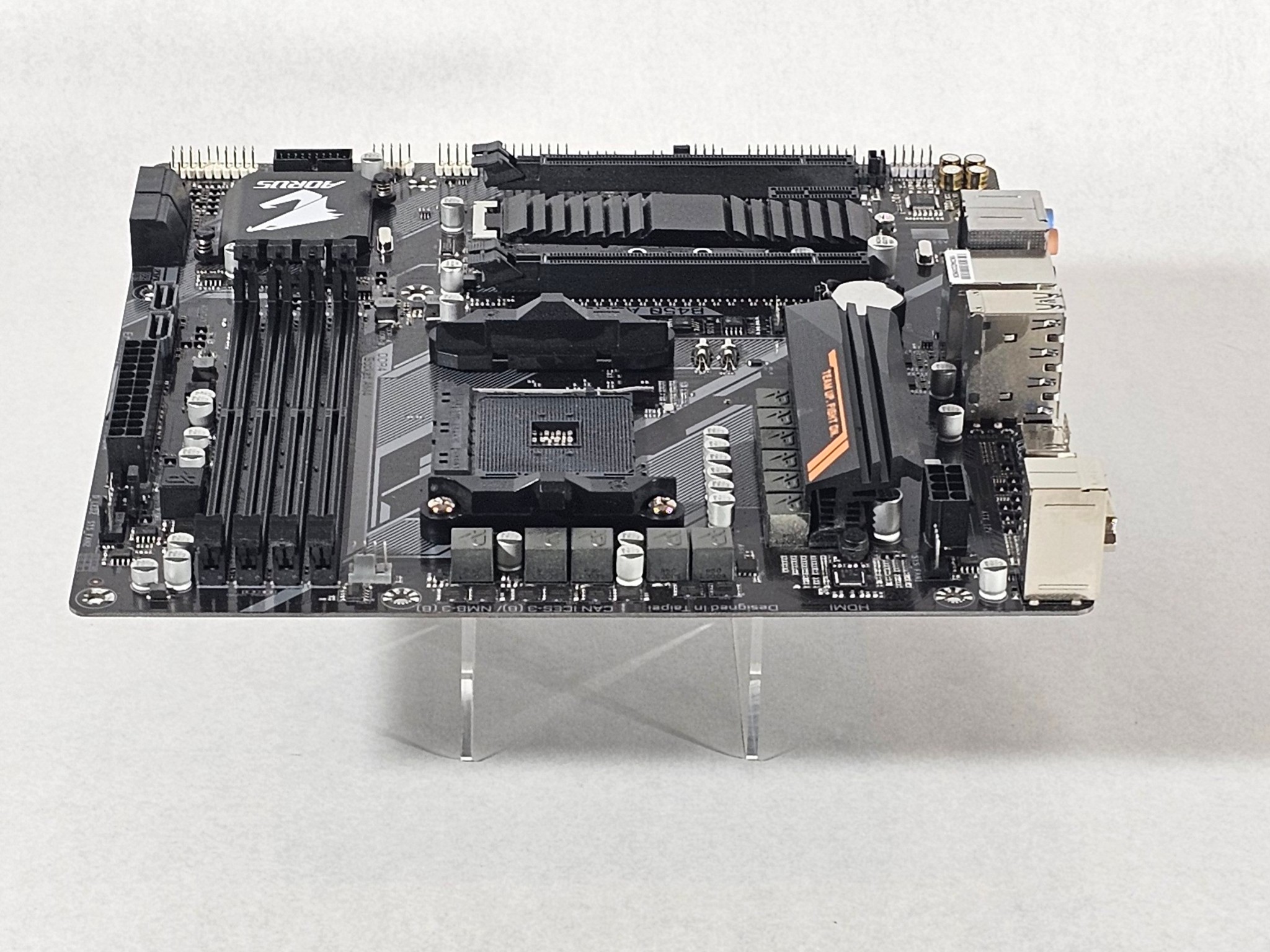 B450 Aorus M AMD AM4 DDR4 mATX Motherboard