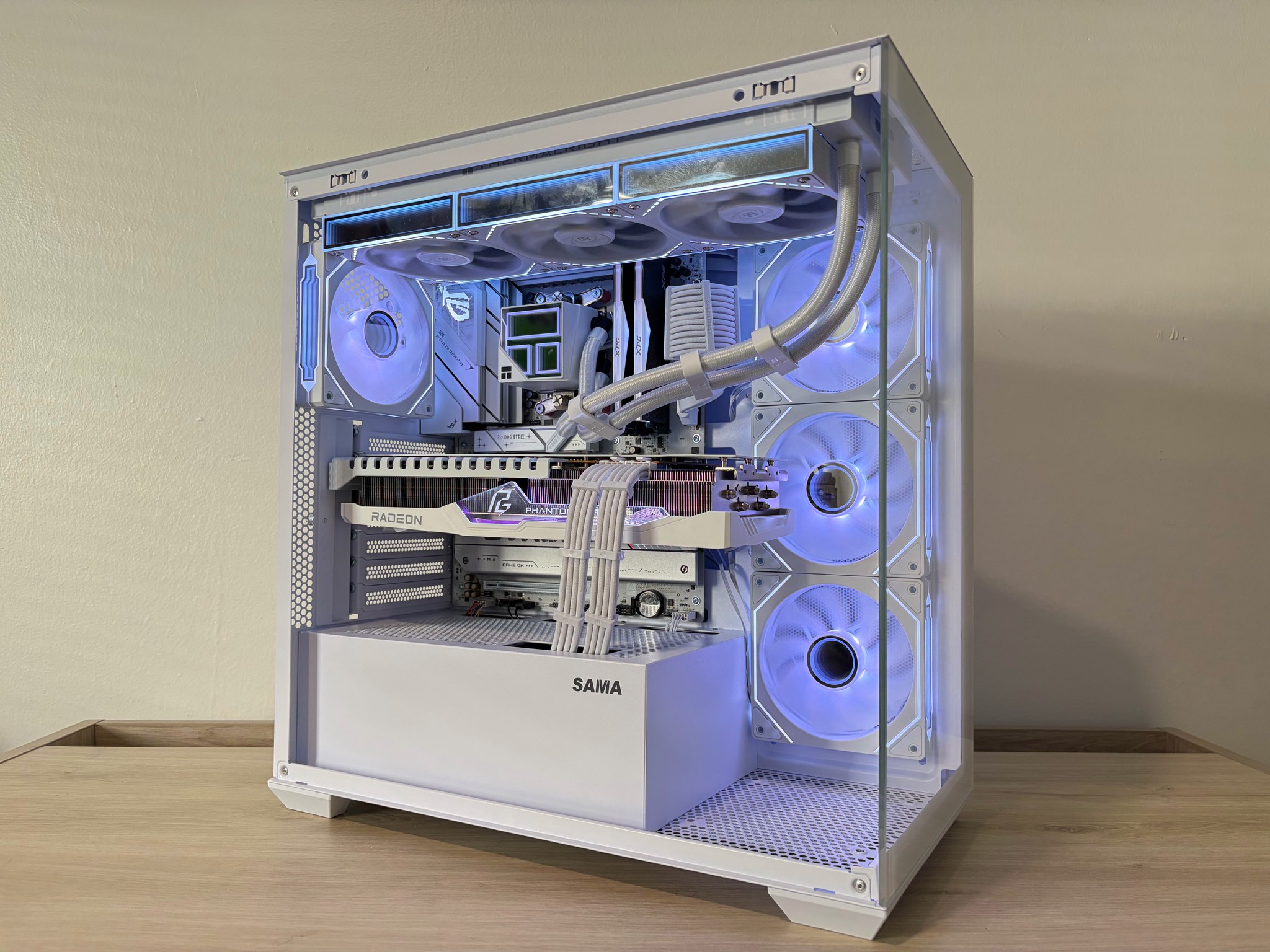 ❄️🐻‍❄️⚪Artic⚪AMD RX 7900 XT 20GB⚪AMD Ryzen 5 9600x⚪32GB DDR5⚪1TB NVME