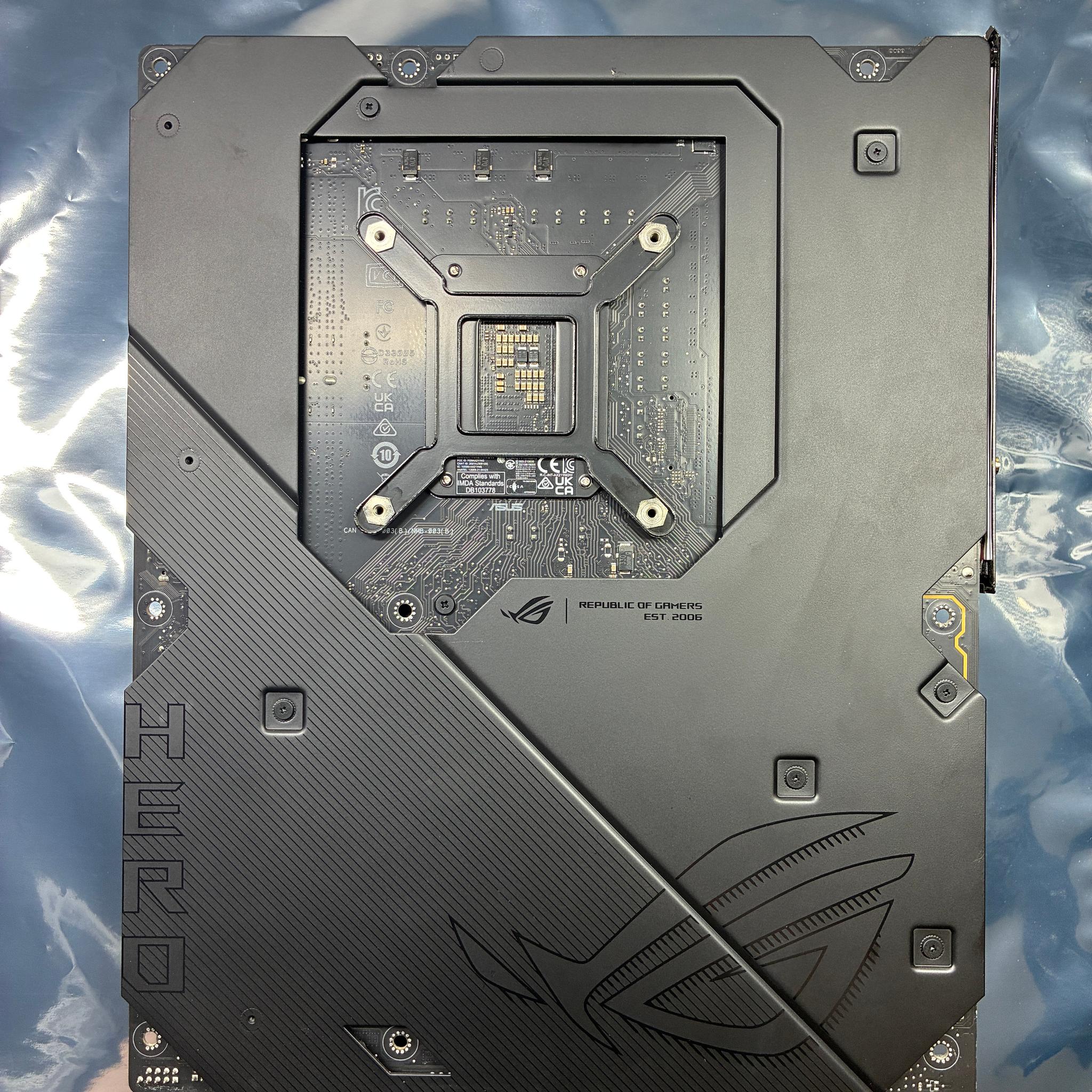 ASUS ROG Maximus Z790 Hero (Motherboard)