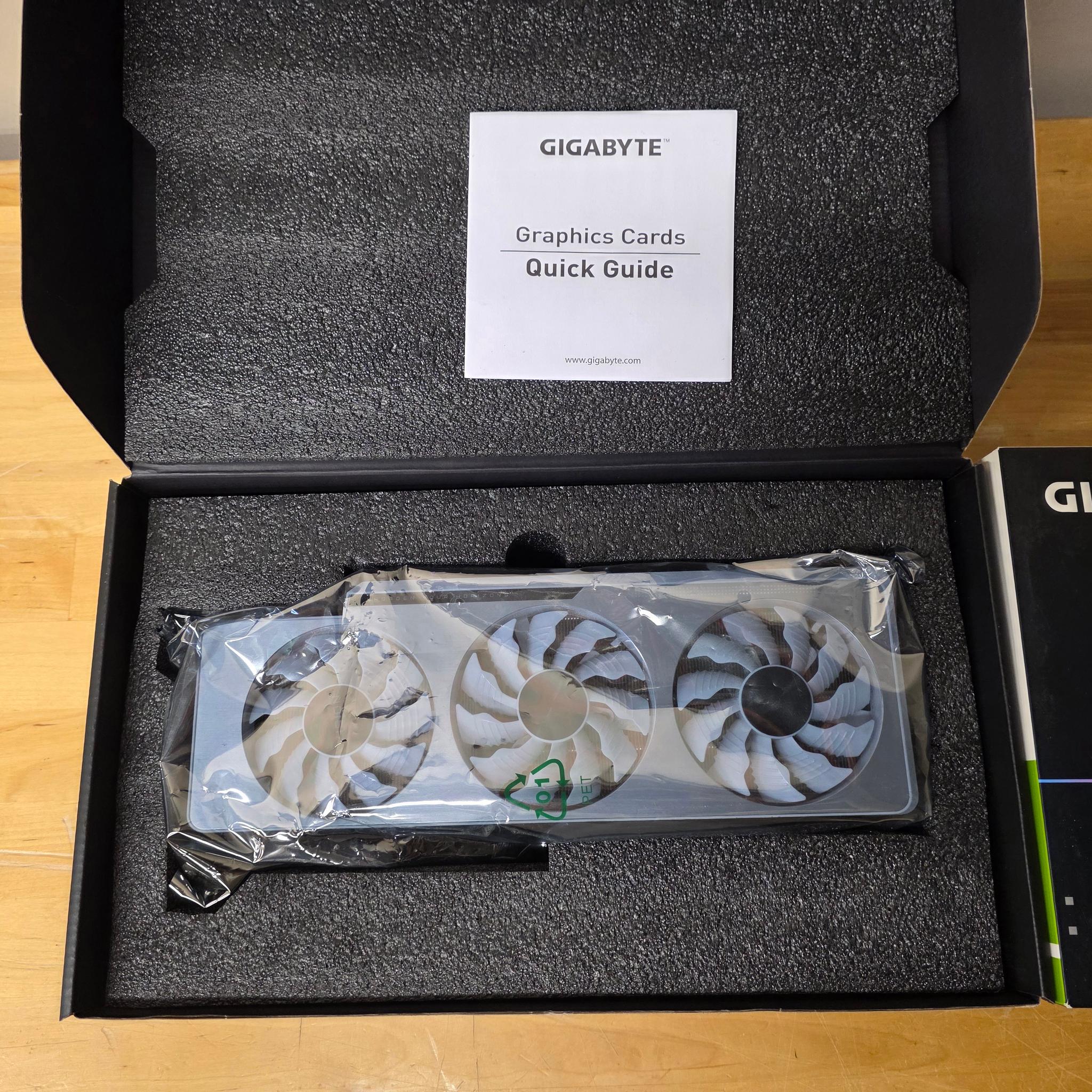 Gigabyte Vision OC White RTX 3080 (10GB)
