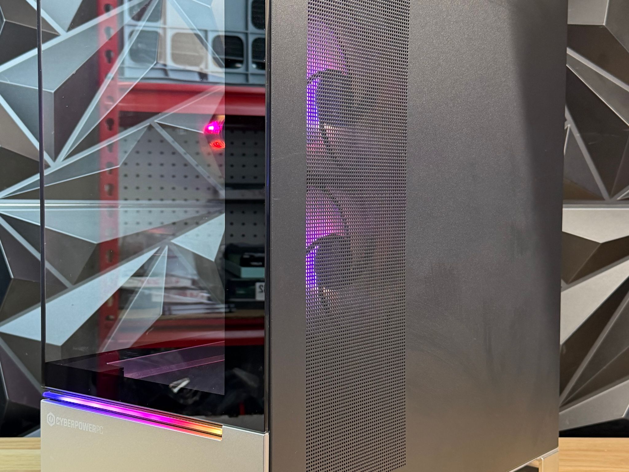 Ryzen 5 3600 | Radeon RX 580 8GB | 16GB RAM |500GB SSD| Wi-Fi/BT | Win 11 Custom ARGB...