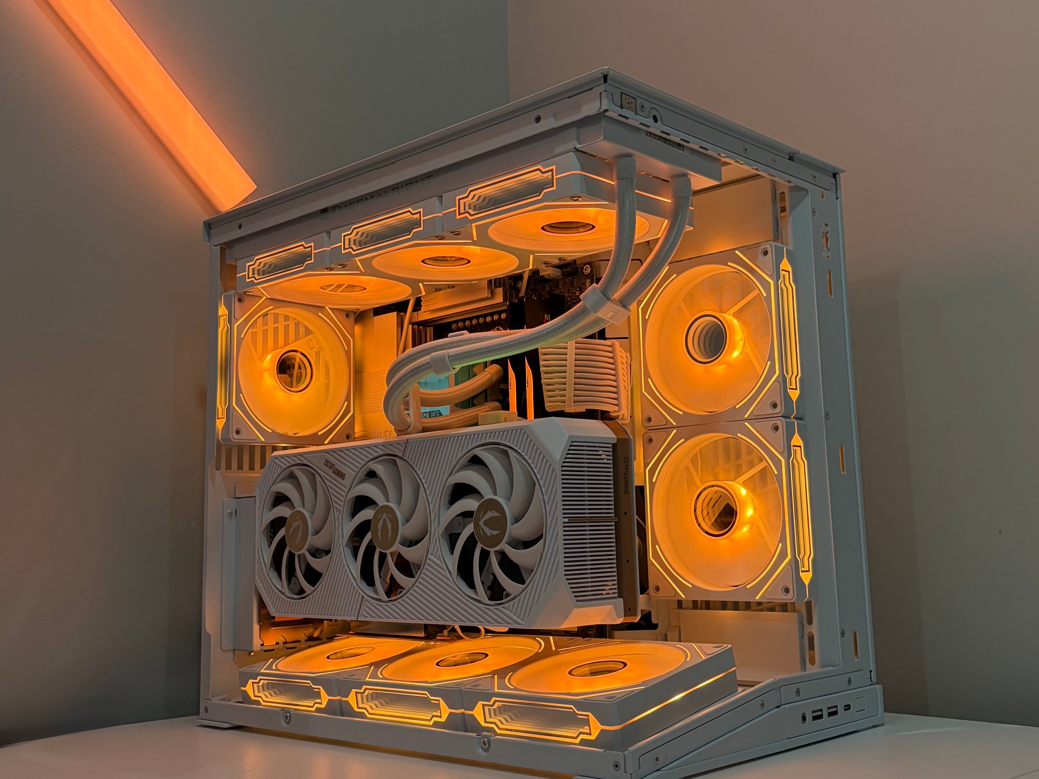 RTX 5080 | Ryzen 7 9800X3D | 32GB DDR5 RAM | Gaming PC