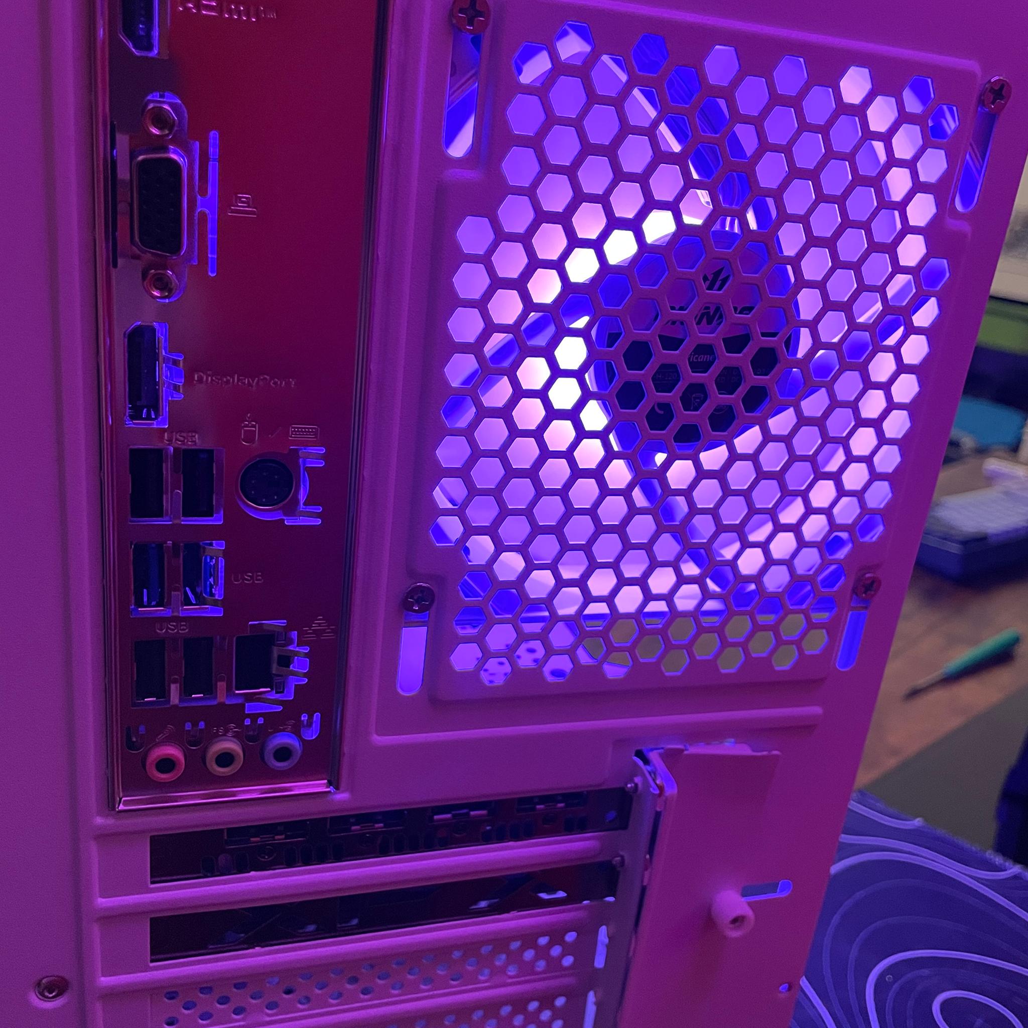 Gaming PC Send Offers || 13th Gen Intel w/ Rx 6600