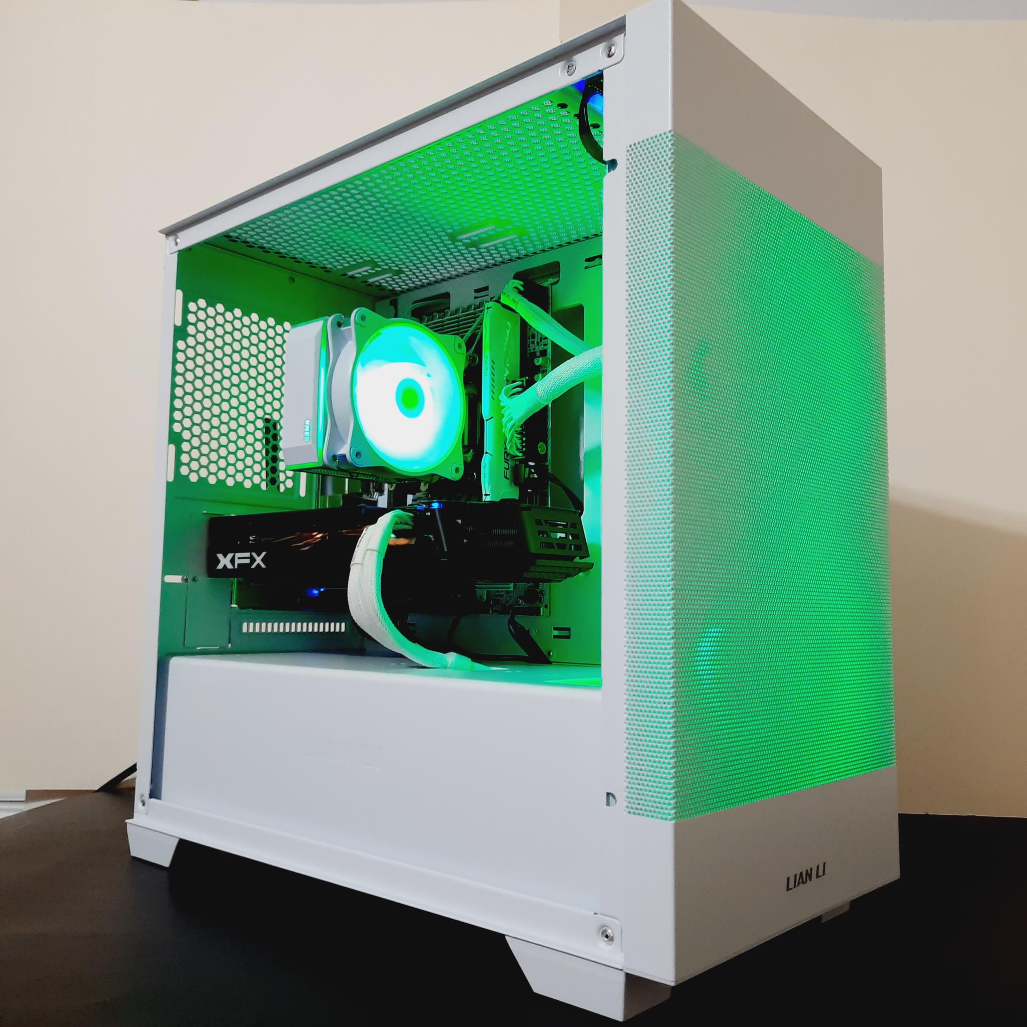 ⚡Great Value White Gaming PC - Intel Xeon 10-cores ● 16GB RAM ● 512GB SSD ● Wi-Fi ● AMD RX 580 8GB