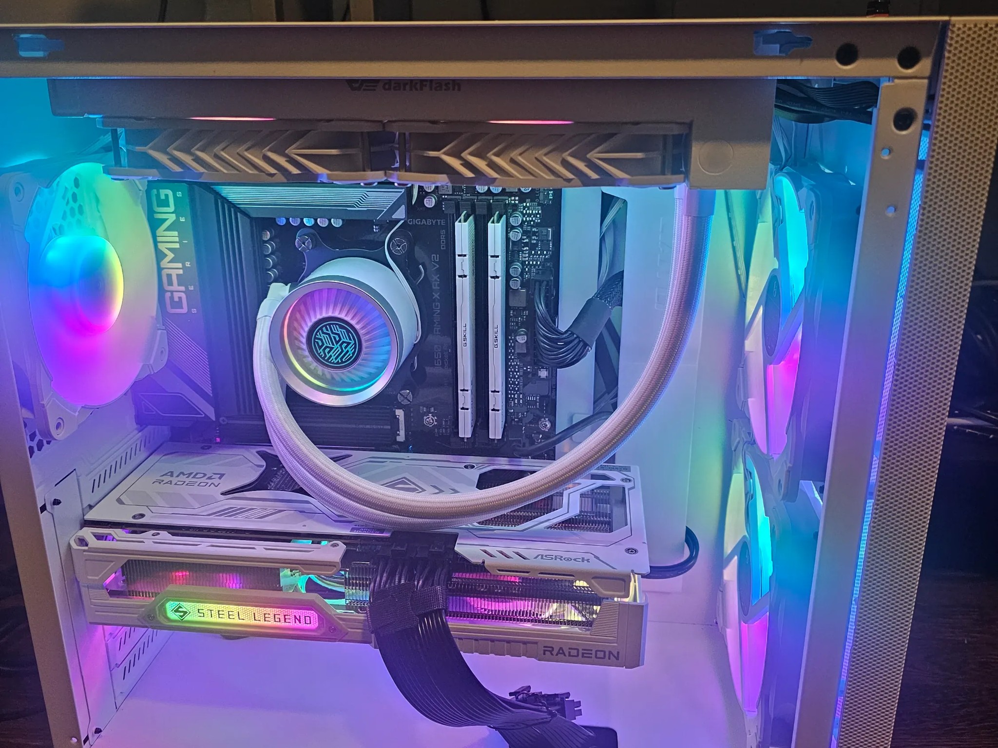 RX 9070 XT | Ryzen 5 9600x | 32GB DDR5 | 2TB NVME| Windows 11 Pro