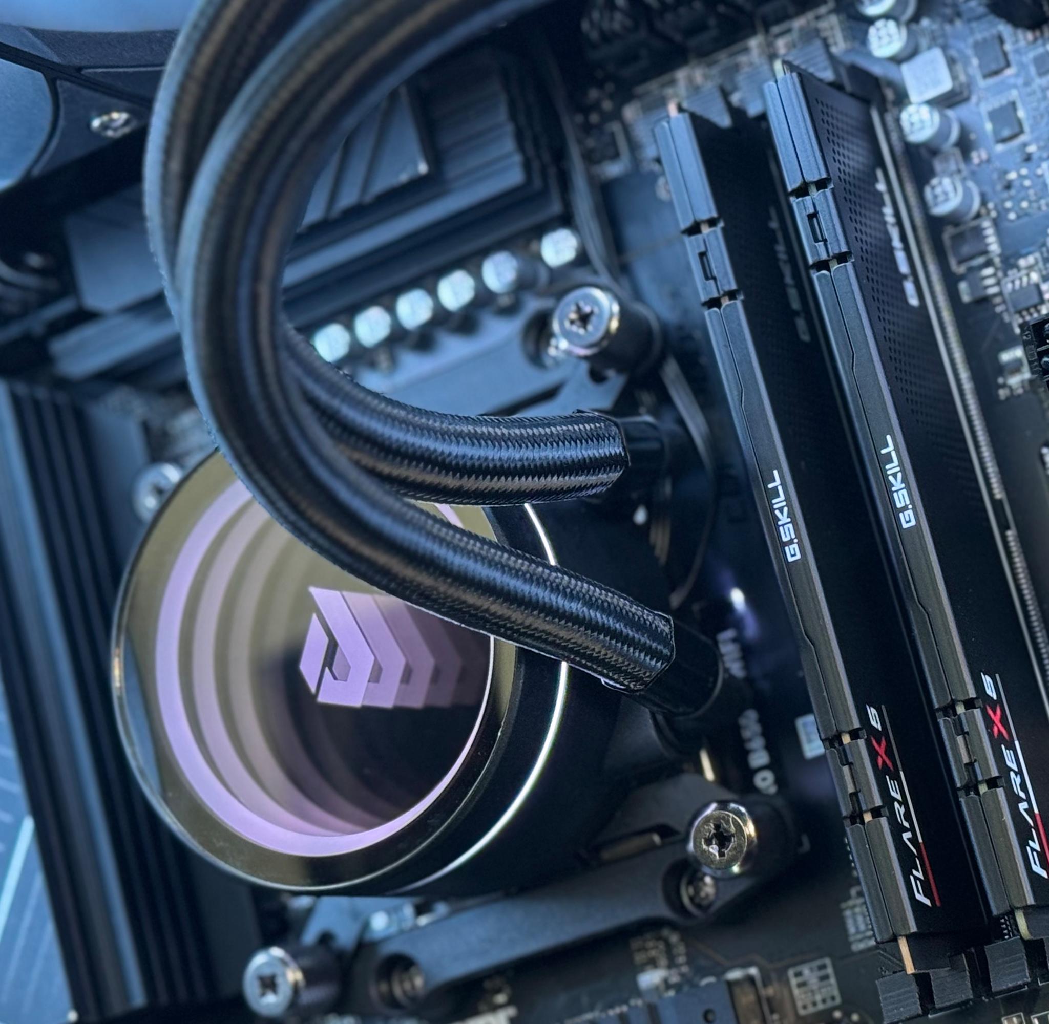 🌪️FOUNDER |1440p Gaming PC: RTX 3080 FE 10GB, Ryzen 5 7600x, 32GB DDR5 RAM, 1TB M.2 SSD w/ WIFI