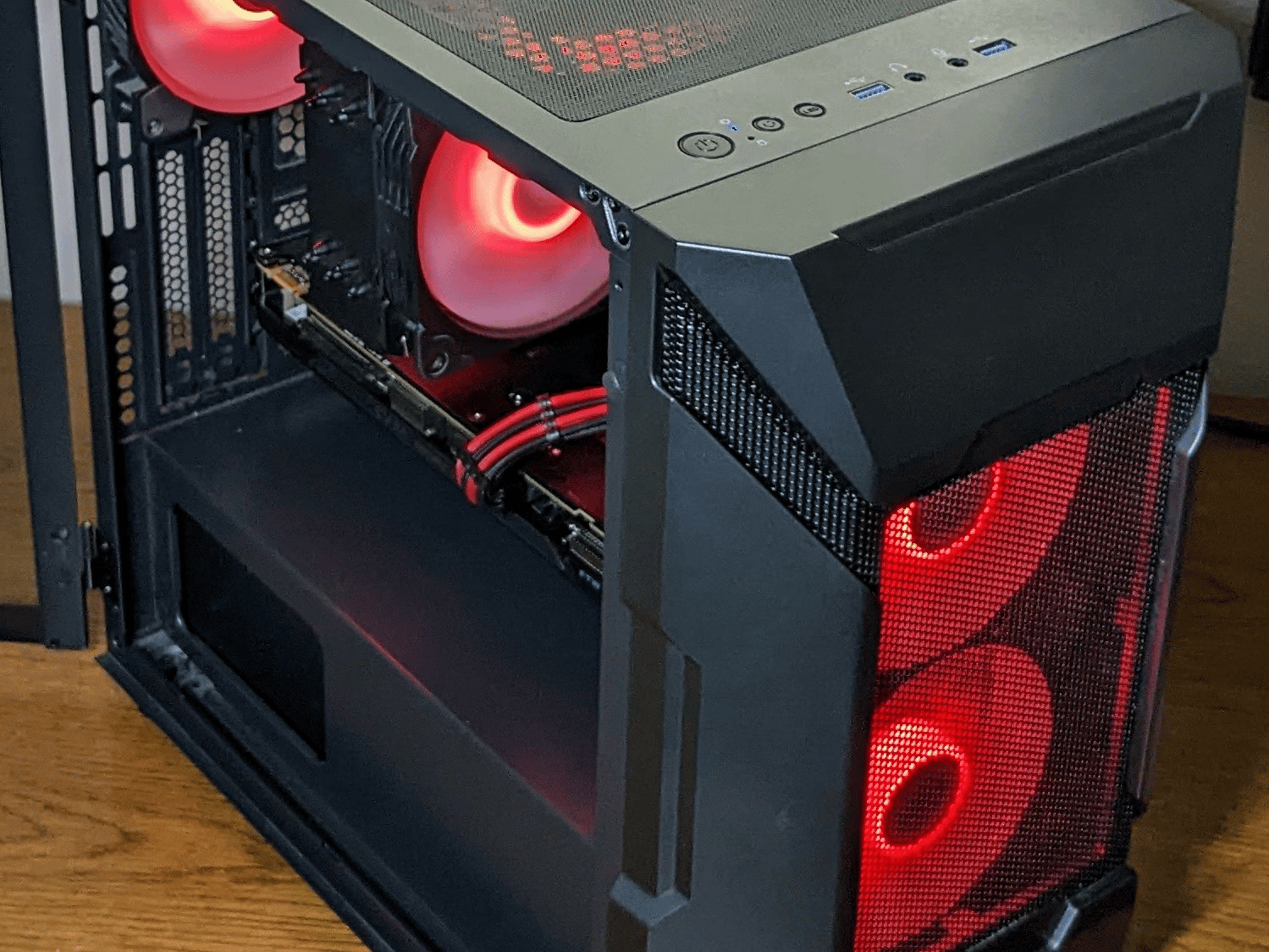 AMD Ryzen 5600G 4.4Ghz, 240GB Storage, 16GB RAM, Gtx 950, Custom Built Gaming and Work Desktop
