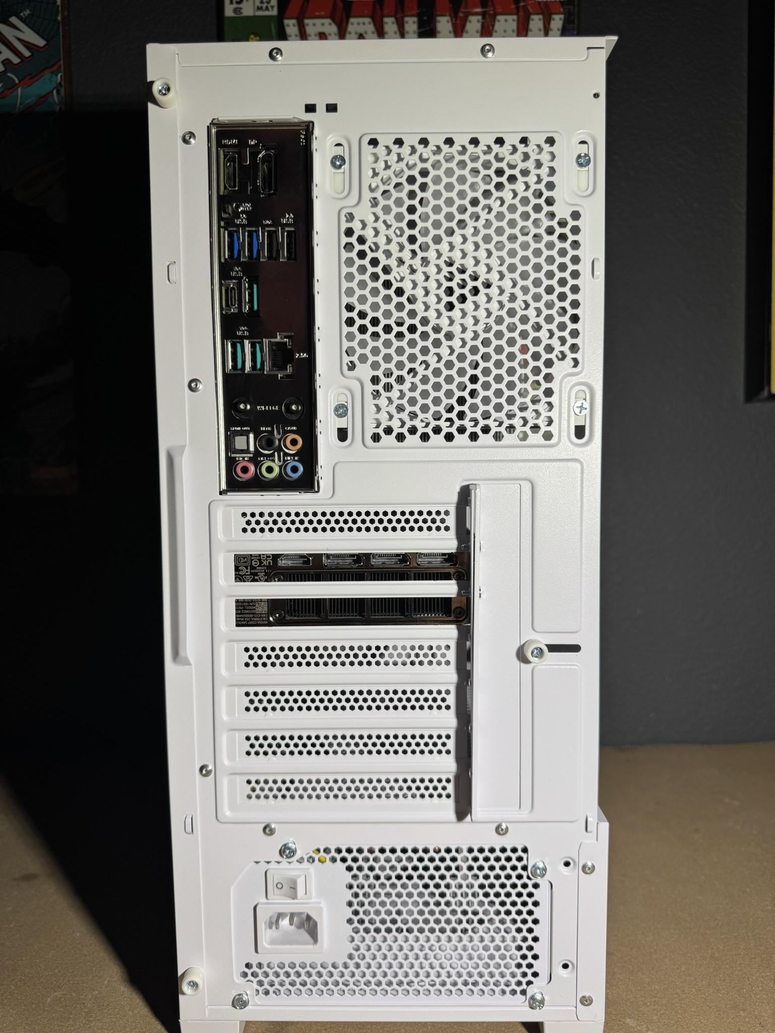 RTX 3080 Founders Edition | Ryzen 7600X | 64GB DDR5 | 2TB | WIFI