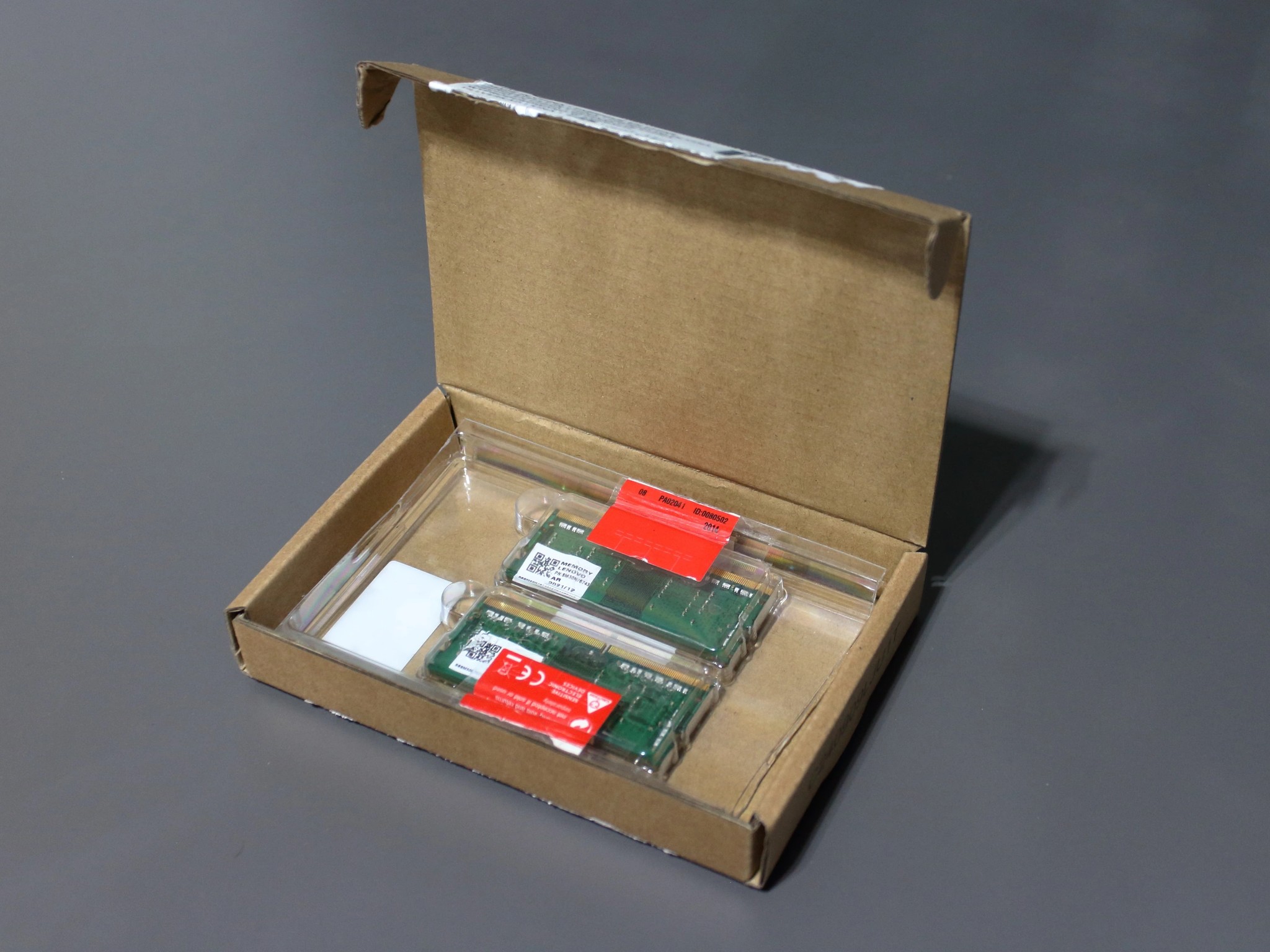 HMAA1GS6CJR6N-XN x2 SODIMM