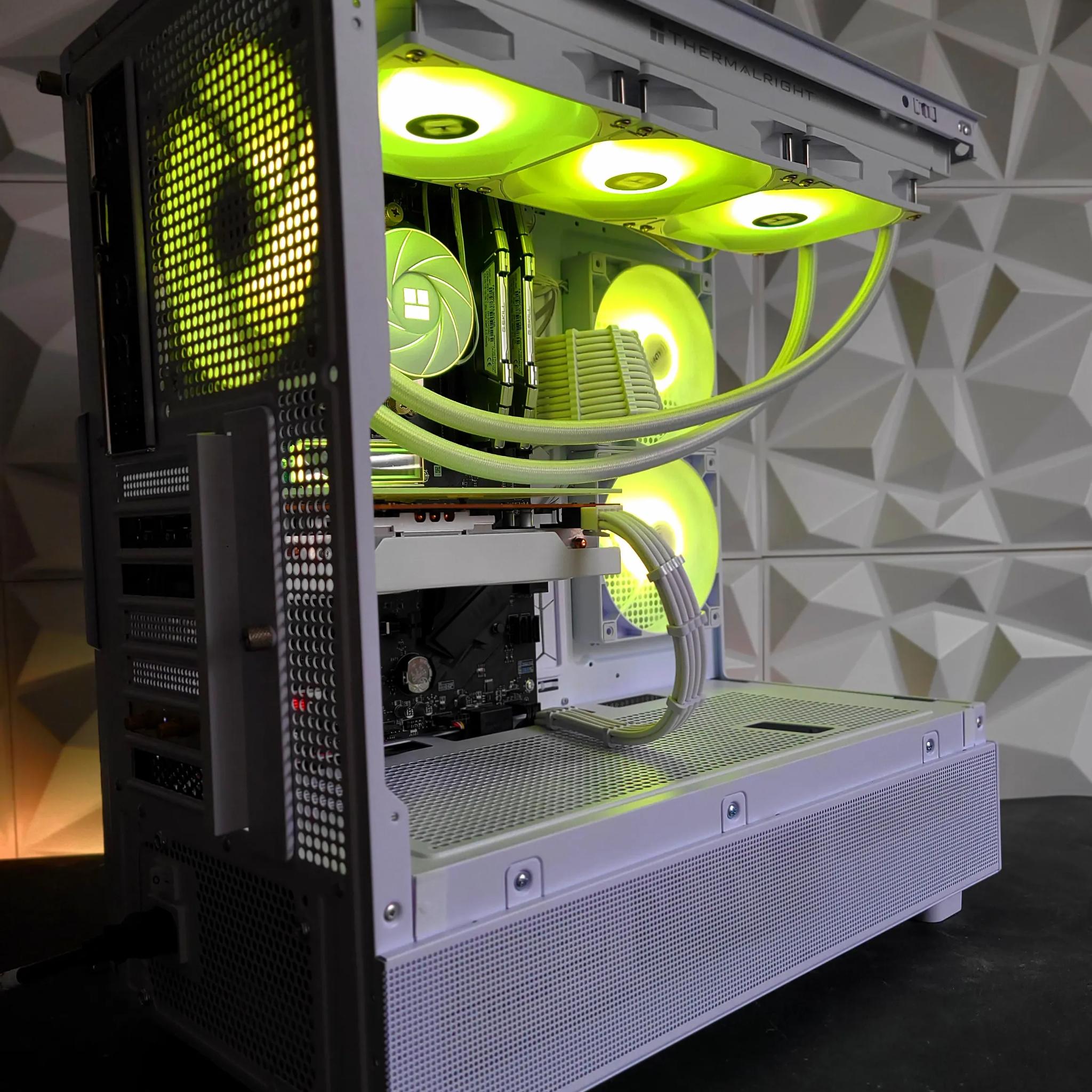 ⚪⚪ AMD Radeon RX 6600 8 GB | AMD Ryzen 7 3800X 8-Core CPU | 16 GB Ram | 1 TB SSD ⚪⚪