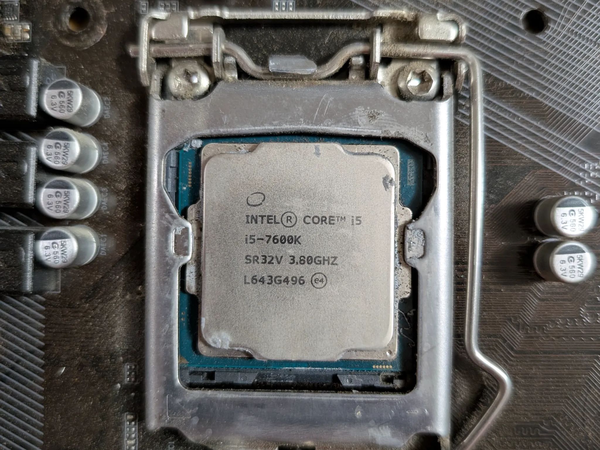 Intel Core i5 7600K + Gigabyte B250 motherboard