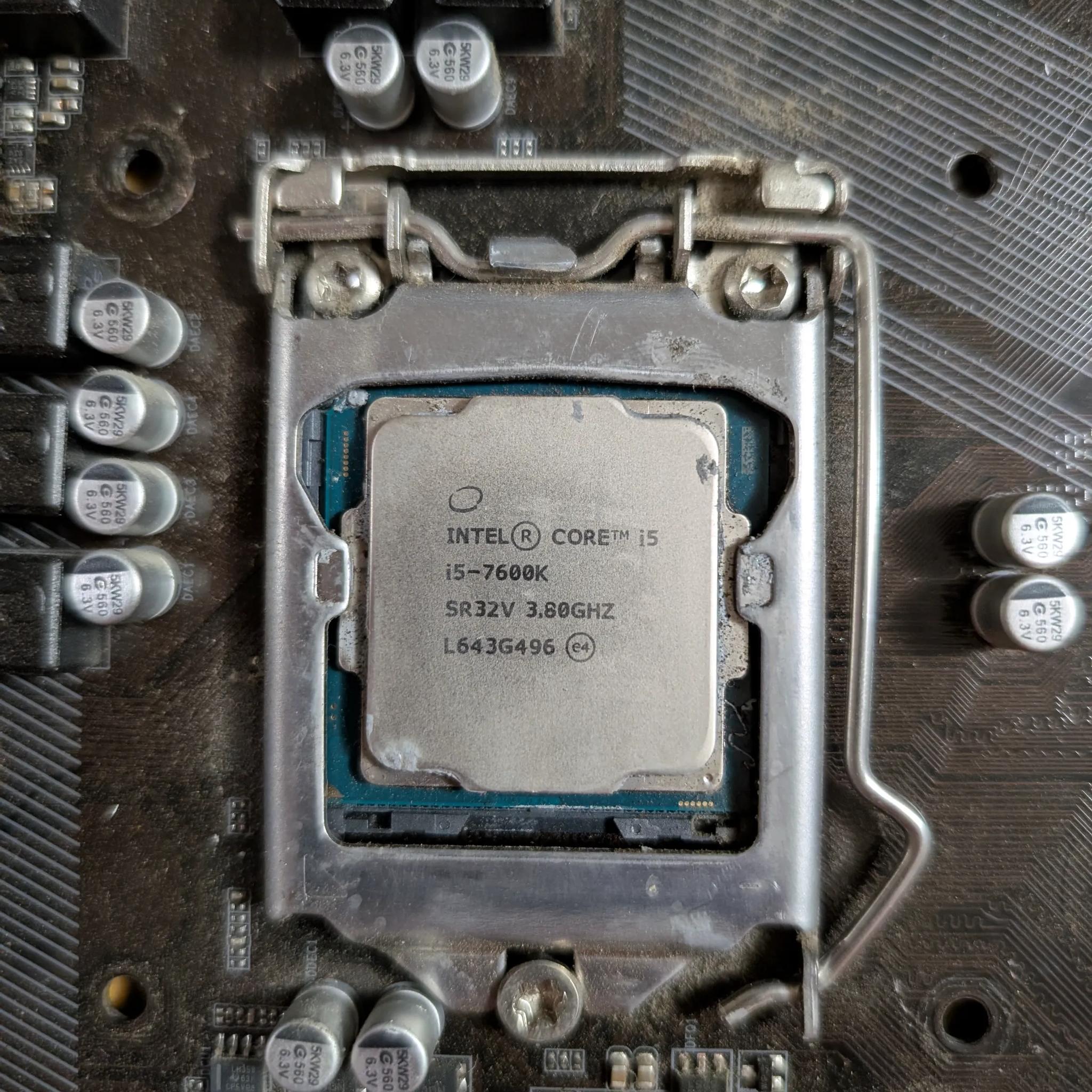 Intel Core i5 7600K + Gigabyte B250 motherboard
