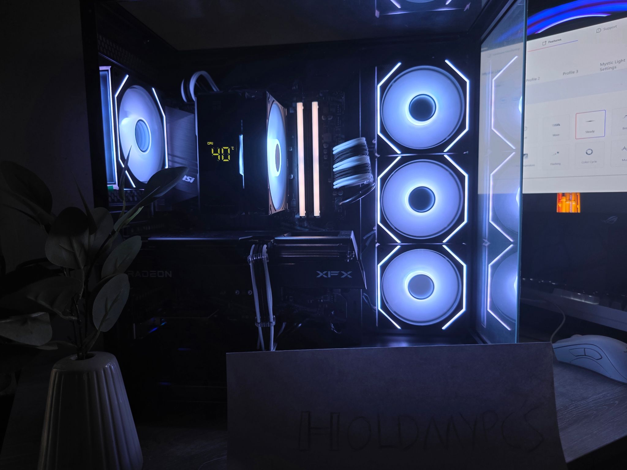 Gaminc PC! Ryzen 9060XT, 5700X, 1TB SSD, 32GB DDR4, RGB