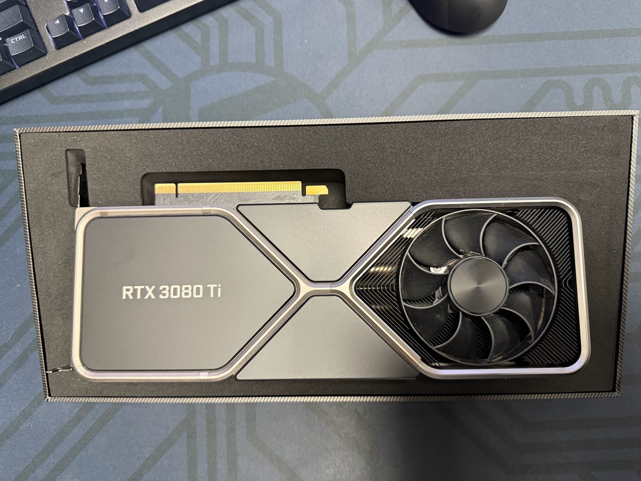 Founders Edition nVidia GeForce RTX 3080ti