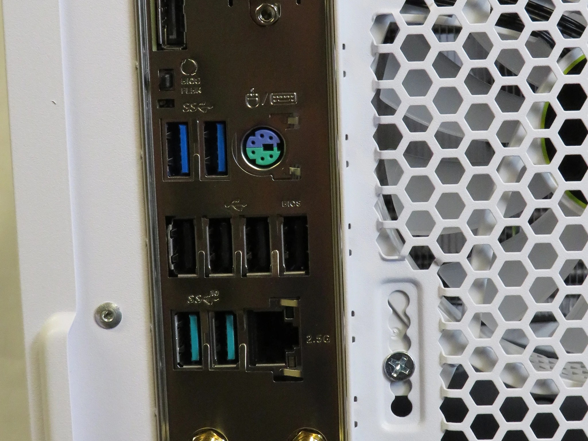 Gaming and Streaming PC Ryzen 5 7600f + RTX 4060