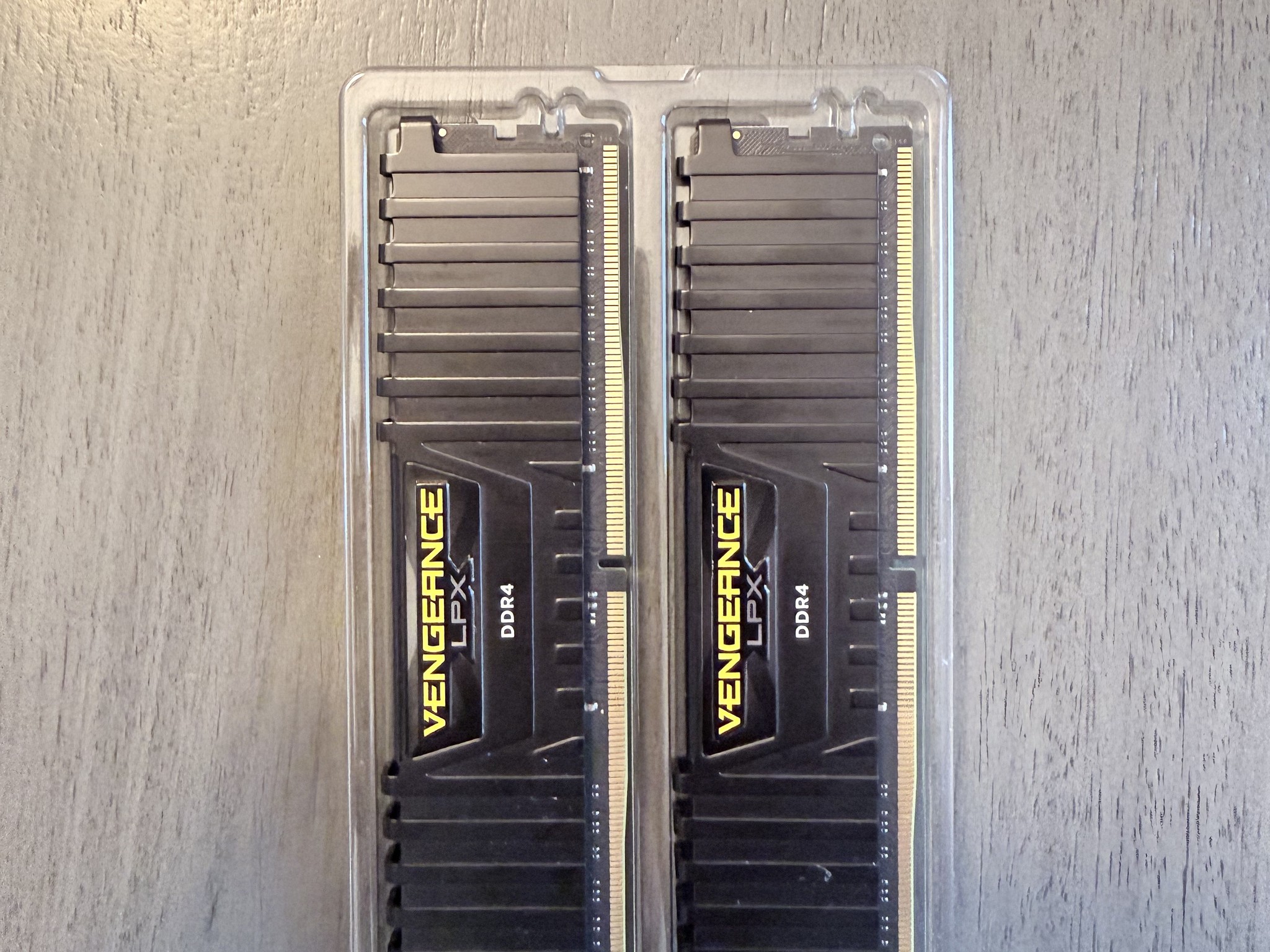 32GB DDR4 RAM Kit 3600MHZ CL18 16GBx2 Corsair Vengeance LPX
