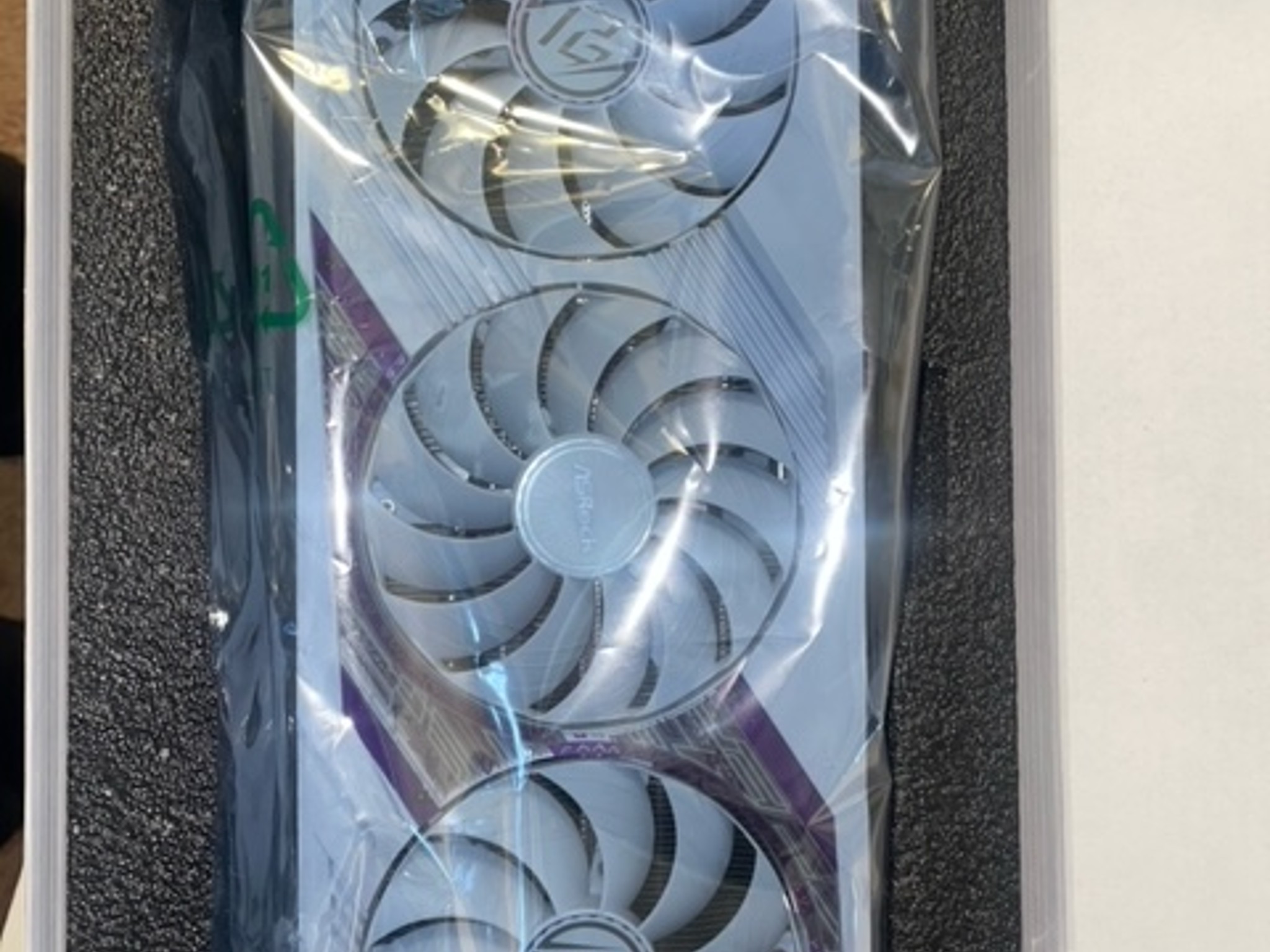 7900xt 20 GB Phantom Gaming White OC Graphics Card