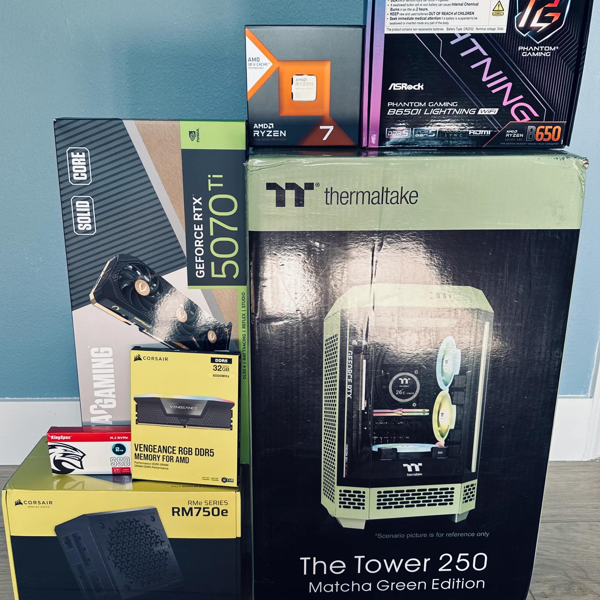 RTX 5070 Ti TOWER 250 HALO THEMED GAMING PC (RYZEN 7 7800X3D, 32GB DDR5 6000)