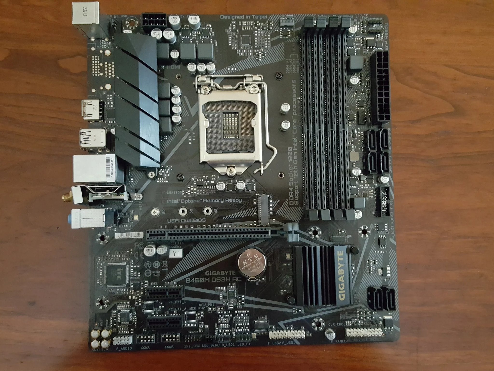 GIGABYTE B460M DS3H AC MOTHERBOARD, LGA 1200 with WI-FI