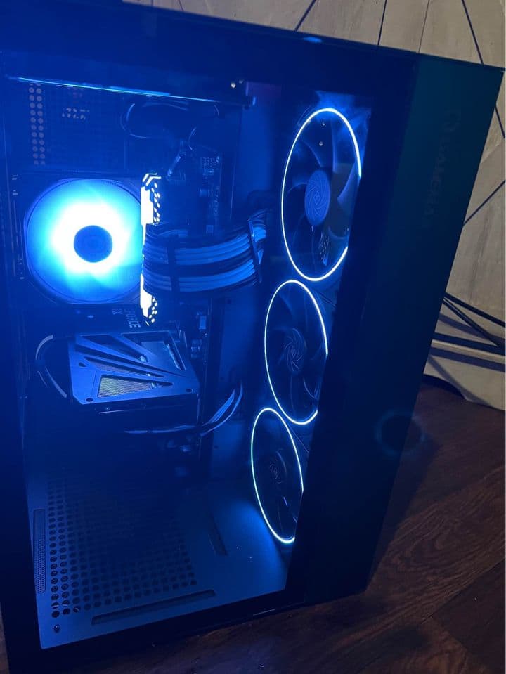 black beauty i5 12600k with a 3060 12g starfiled ready play all games at 1080phigh most at 1440