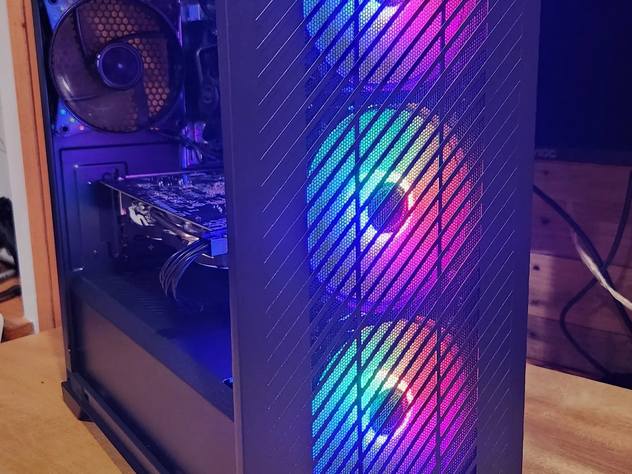 GAMING PC i5-7400 16GB RAM 512GB SSD RX 580 8GB