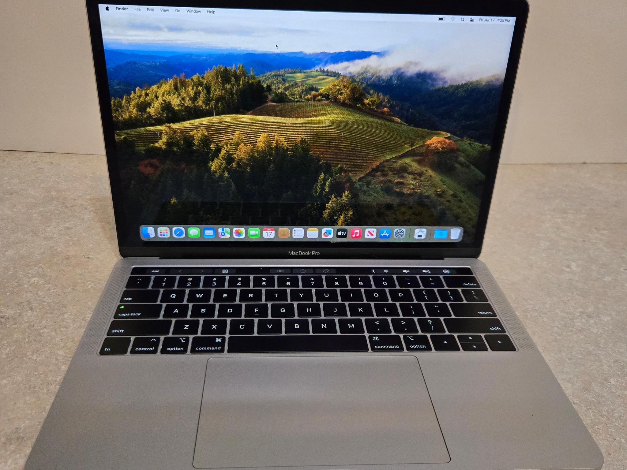 Apple Macbook Pro 13 inch Laptop - 2018 - 1TB - intel i7 - Model A1989