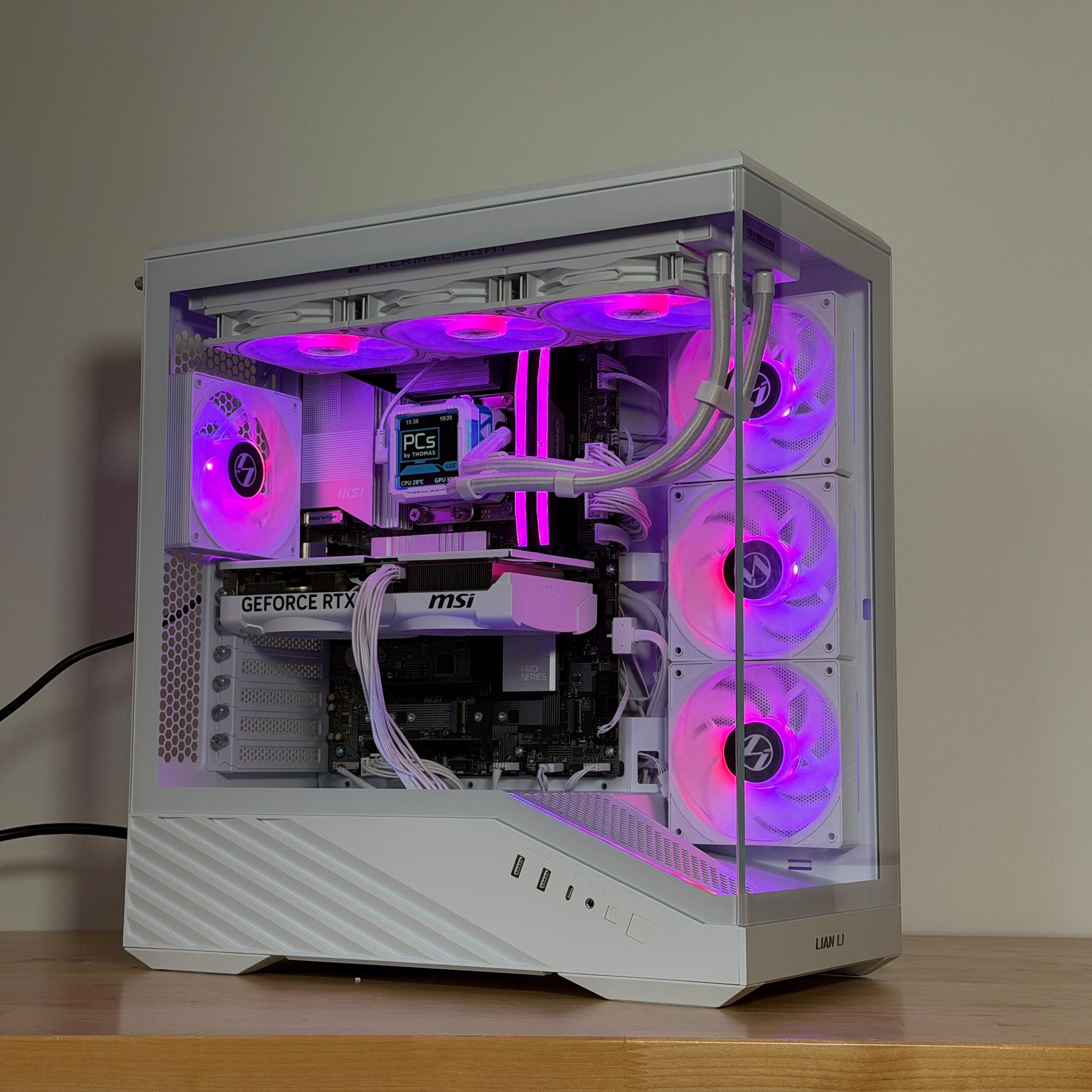 RTX 5070 Whiteout! Intel Core Ultra 265kf, 32gb ddr5 and 2tb SSD