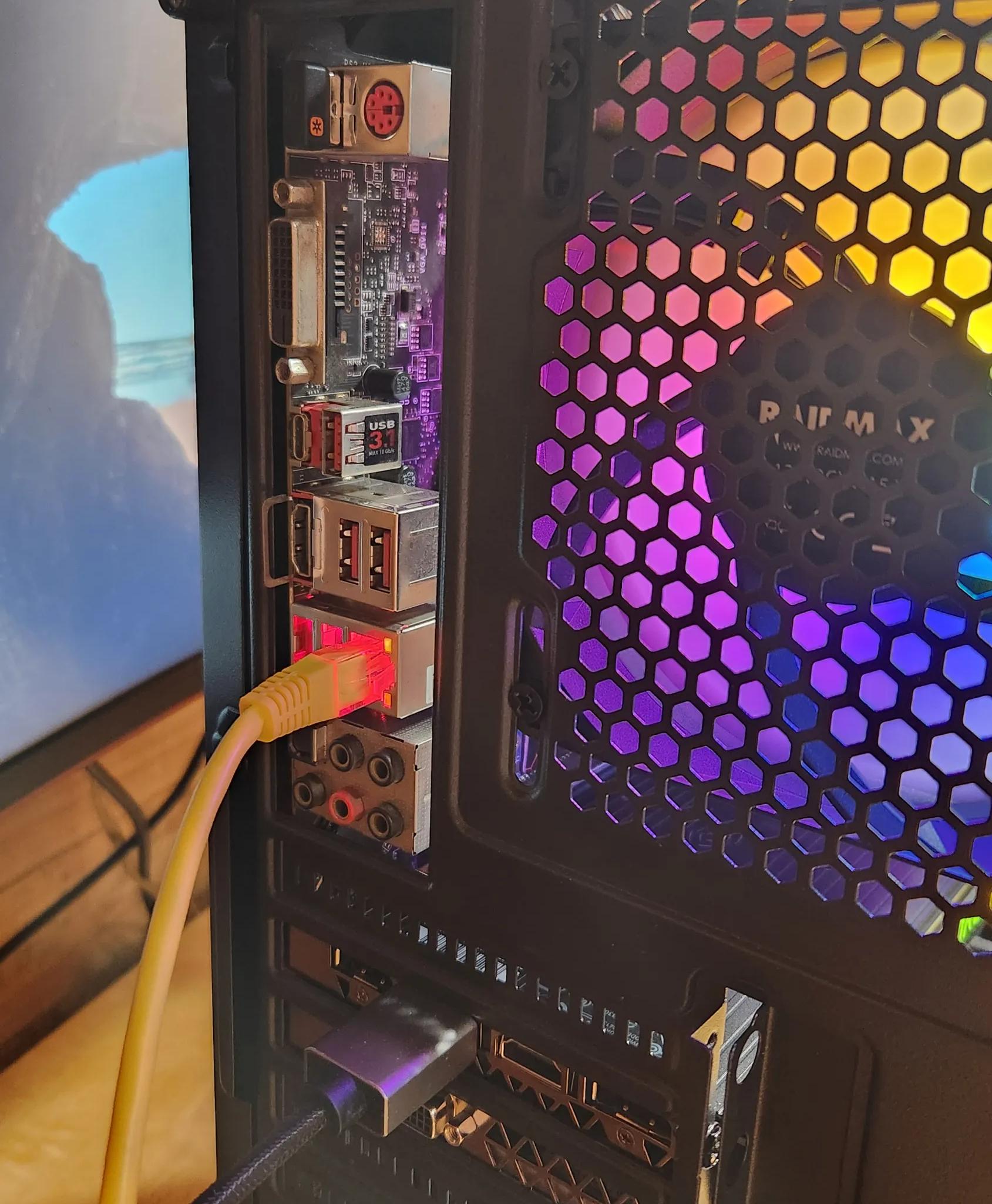 BUDGET GAMING PC GTX 1080, i7 6700, 512GB m.2, 16gb RAM