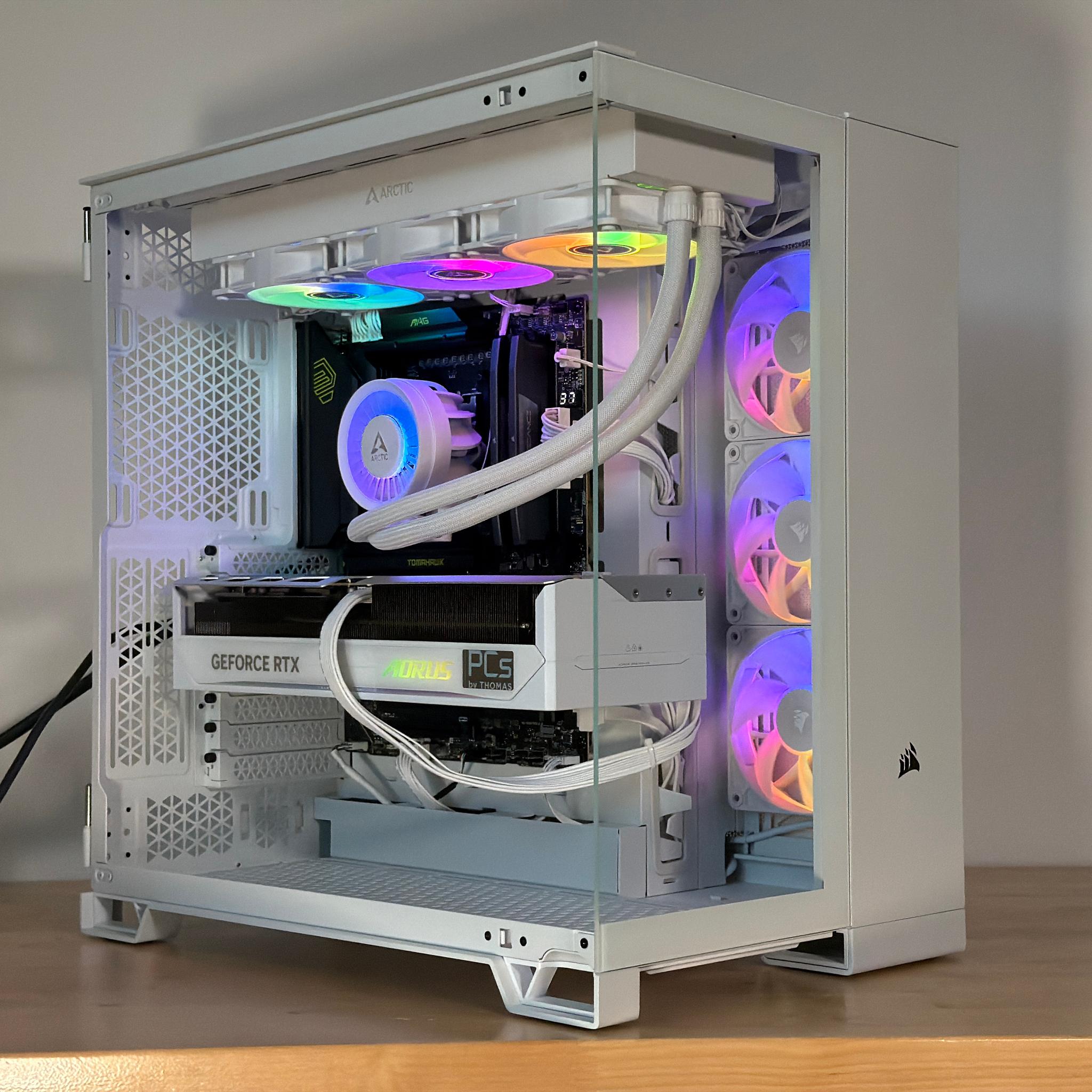 RTX 5080 Aorus Master Ryzen 7 9800x3d Gaming PC