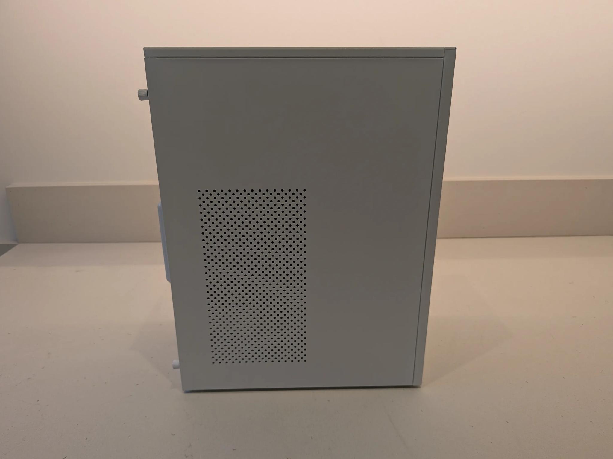 1080p Budget ITX - Ryzen 5 5600, RX 6600M, 32 GB RAM, 2 TB Gen 4 NVME, RGB