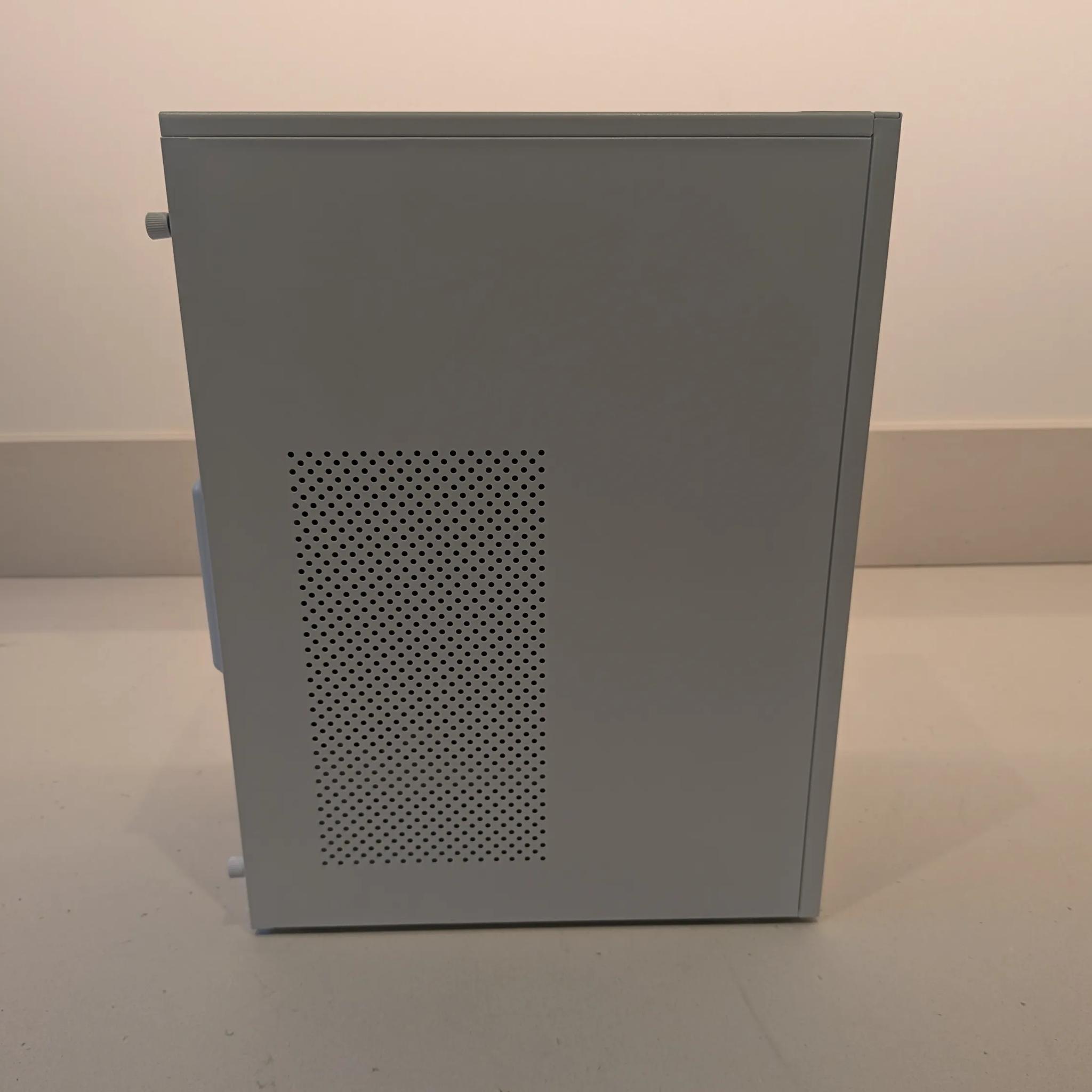 1080p Budget ITX - Ryzen 5 5600, RX 6600M, 32 GB RAM, 2 TB Gen 4 NVME, RGB