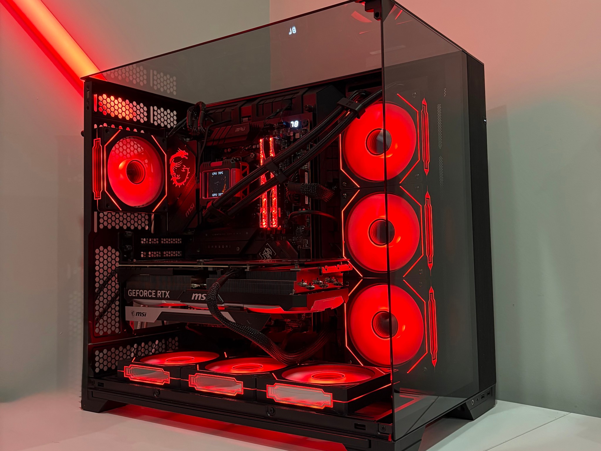 RTX 4080 Super | Ryzen 7 9800X3D | 32GB DDR5 RAM | 2TB SSD | Gaming PC