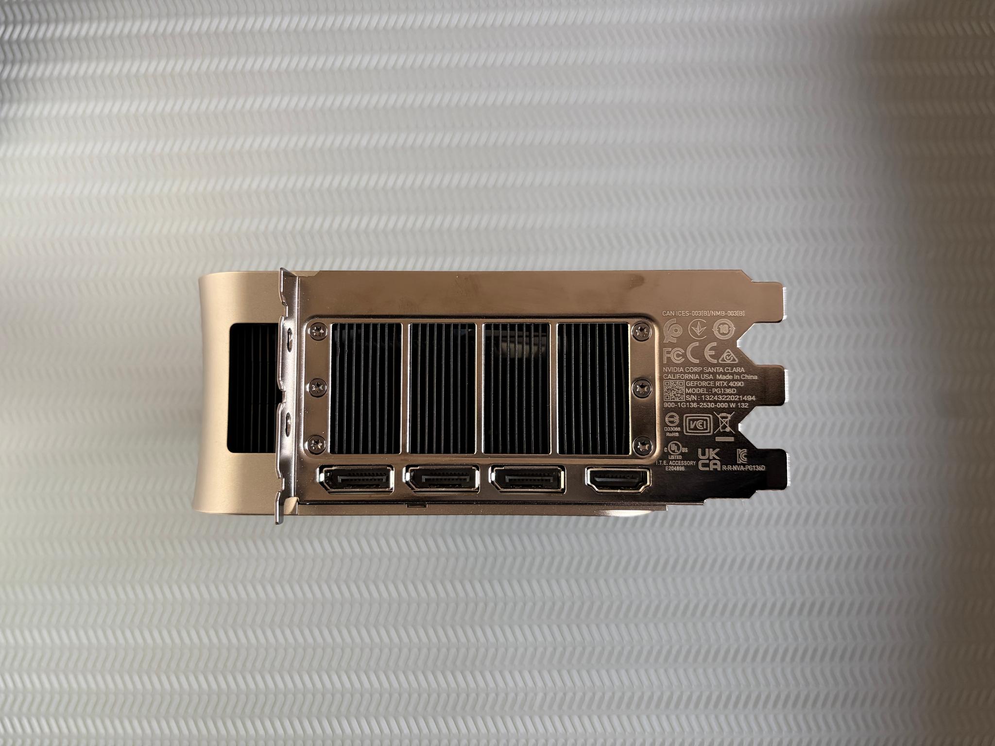4090 Founders Edition | Lightly used | Original packaging
