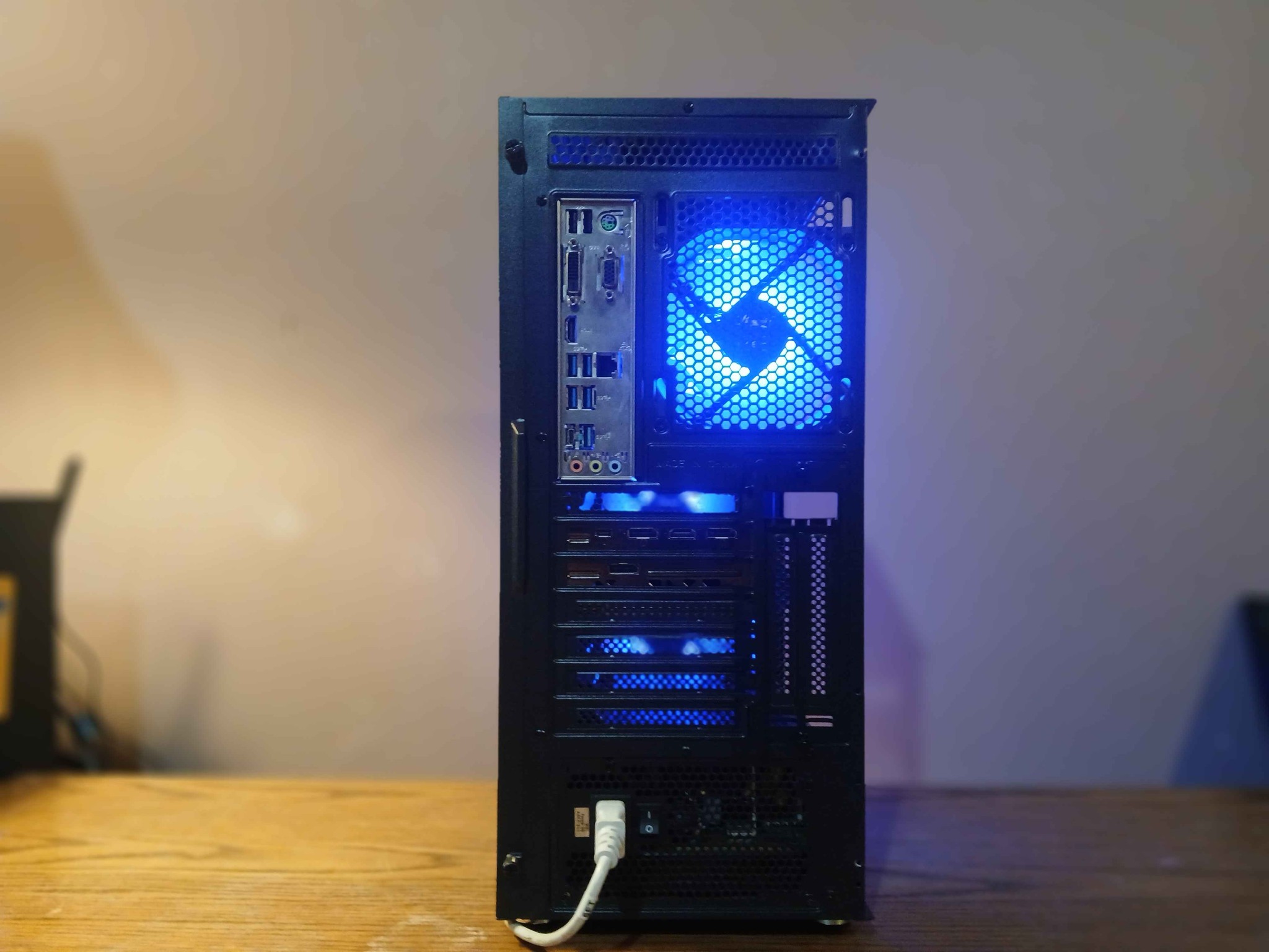 RTX 2070 SUPER | i7-7700k | 16gb ddr4 | 1tb storage