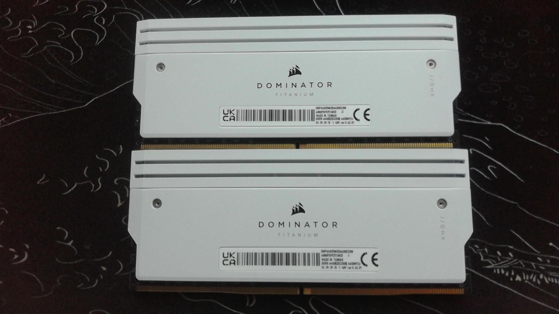 Corsair Titanium Dominator 2x32 (64gb)