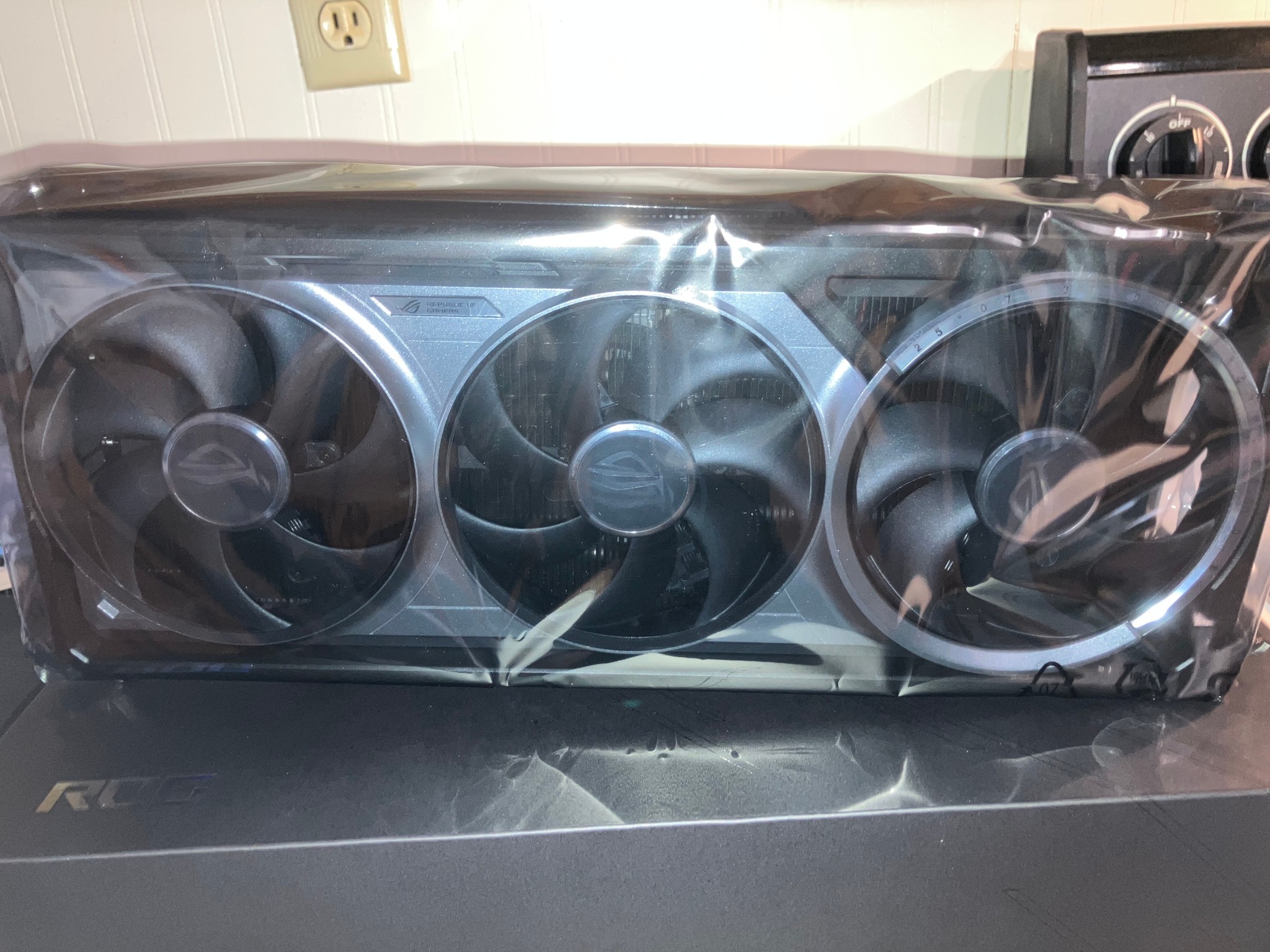 ASUS ROG Astral GeForce RTX 5080 16GB GDDR7 OC Edition